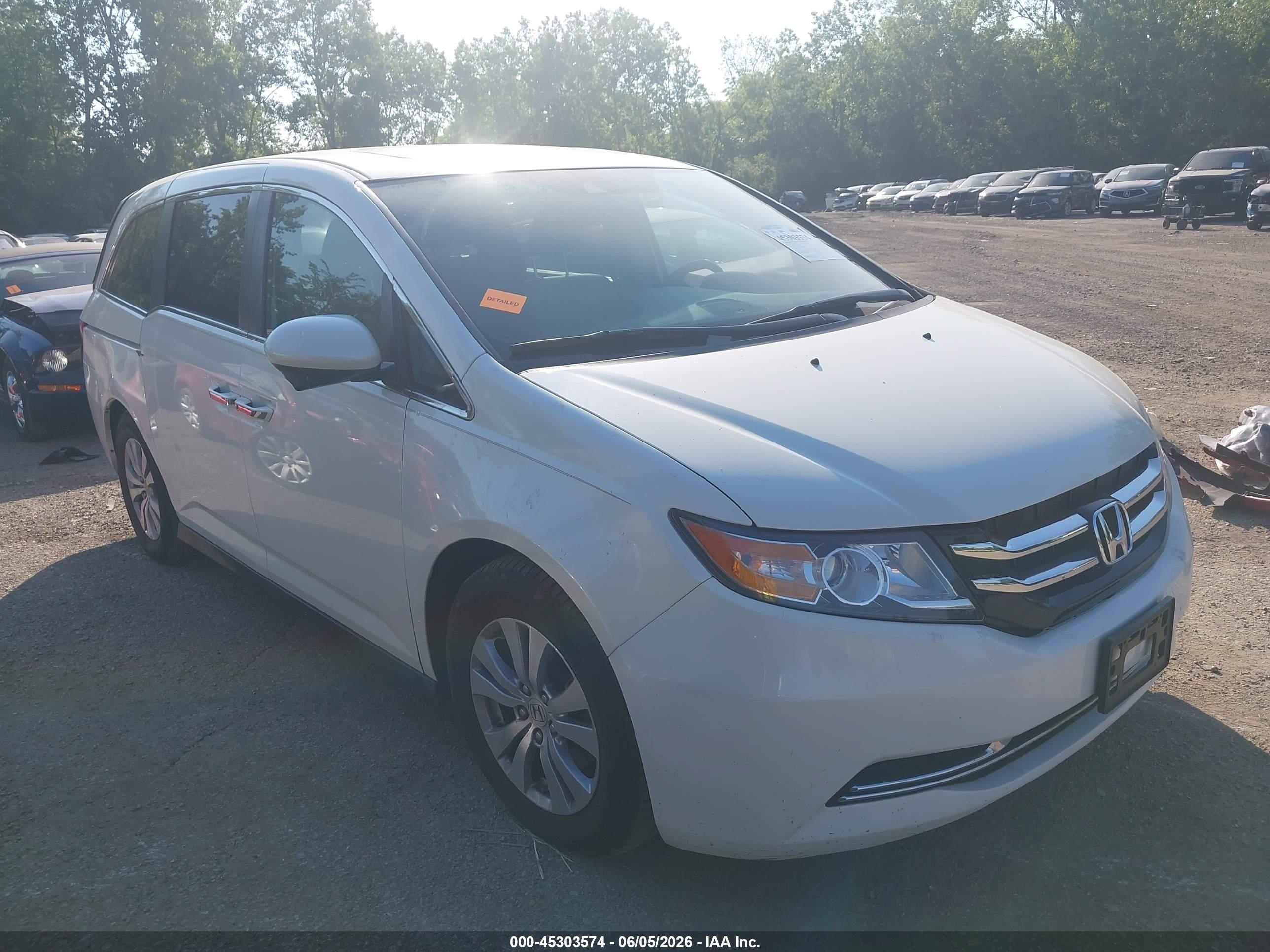 2014 Honda Odyssey Ex-l White vin: 5FNRL5H65EB087276
