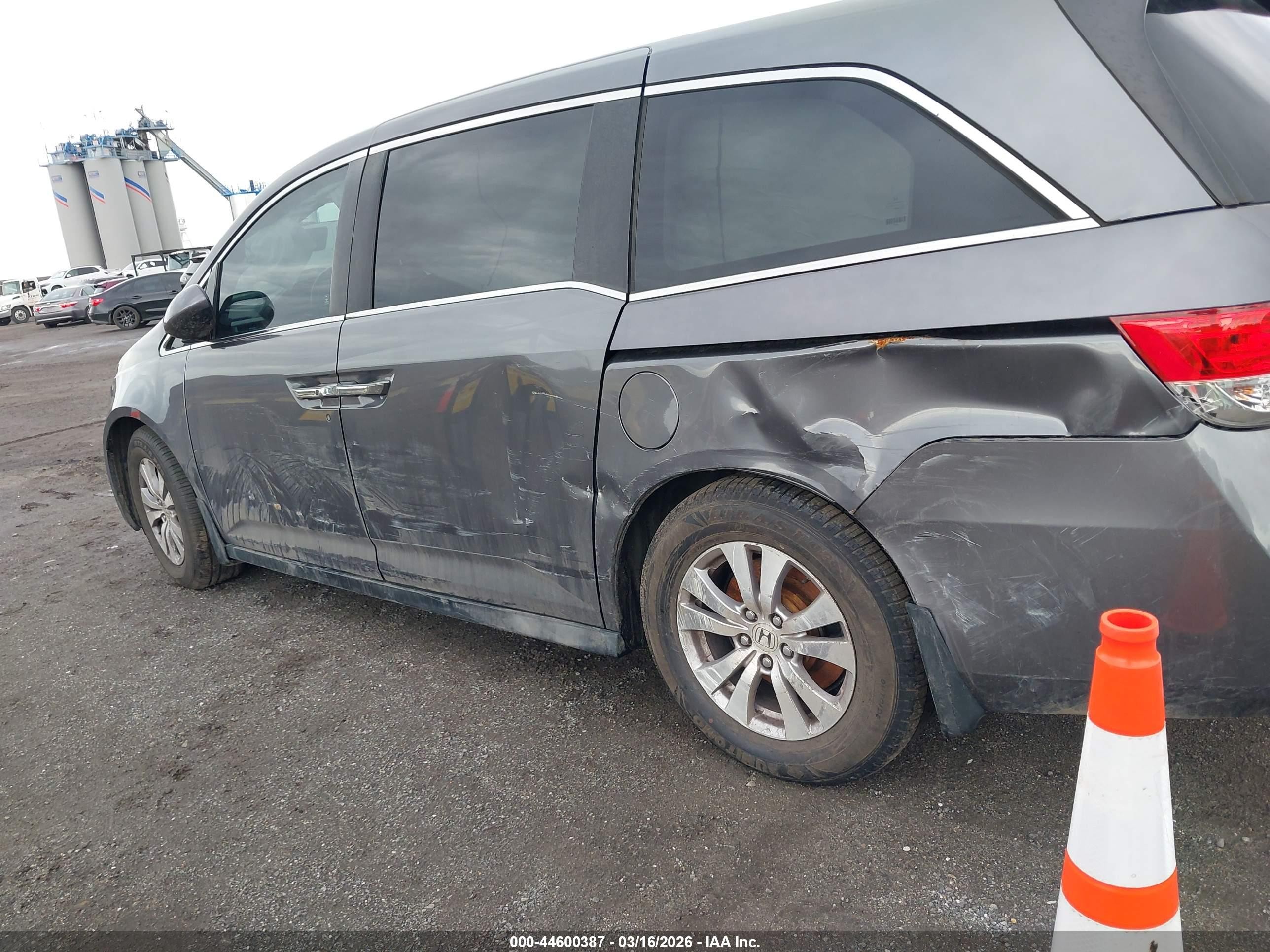 2015 Honda Odyssey Ex-l Gray vin: 5FNRL5H65FB014250