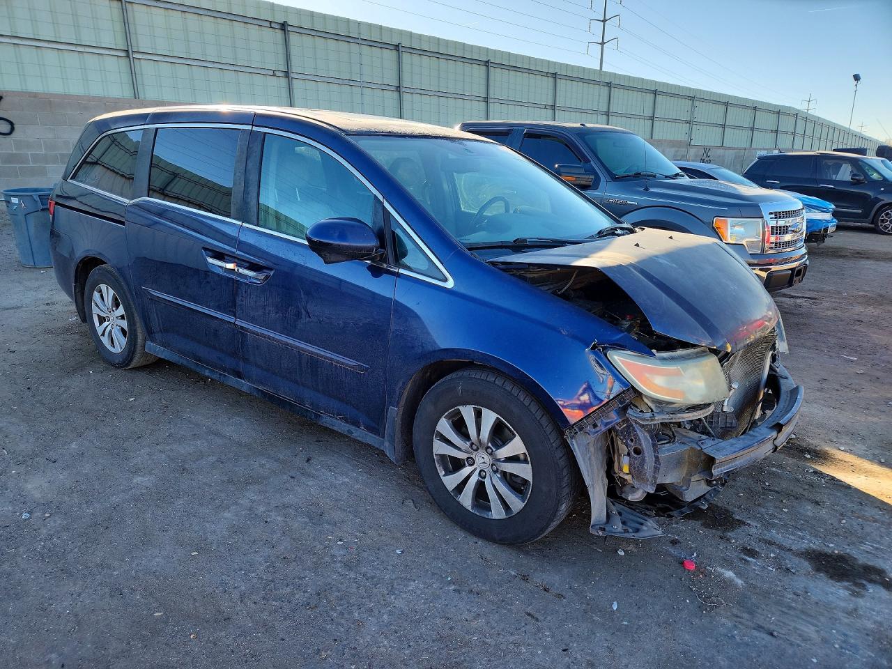 2015 Honda Odyssey Exl Blue vin: 5FNRL5H65FB029248
