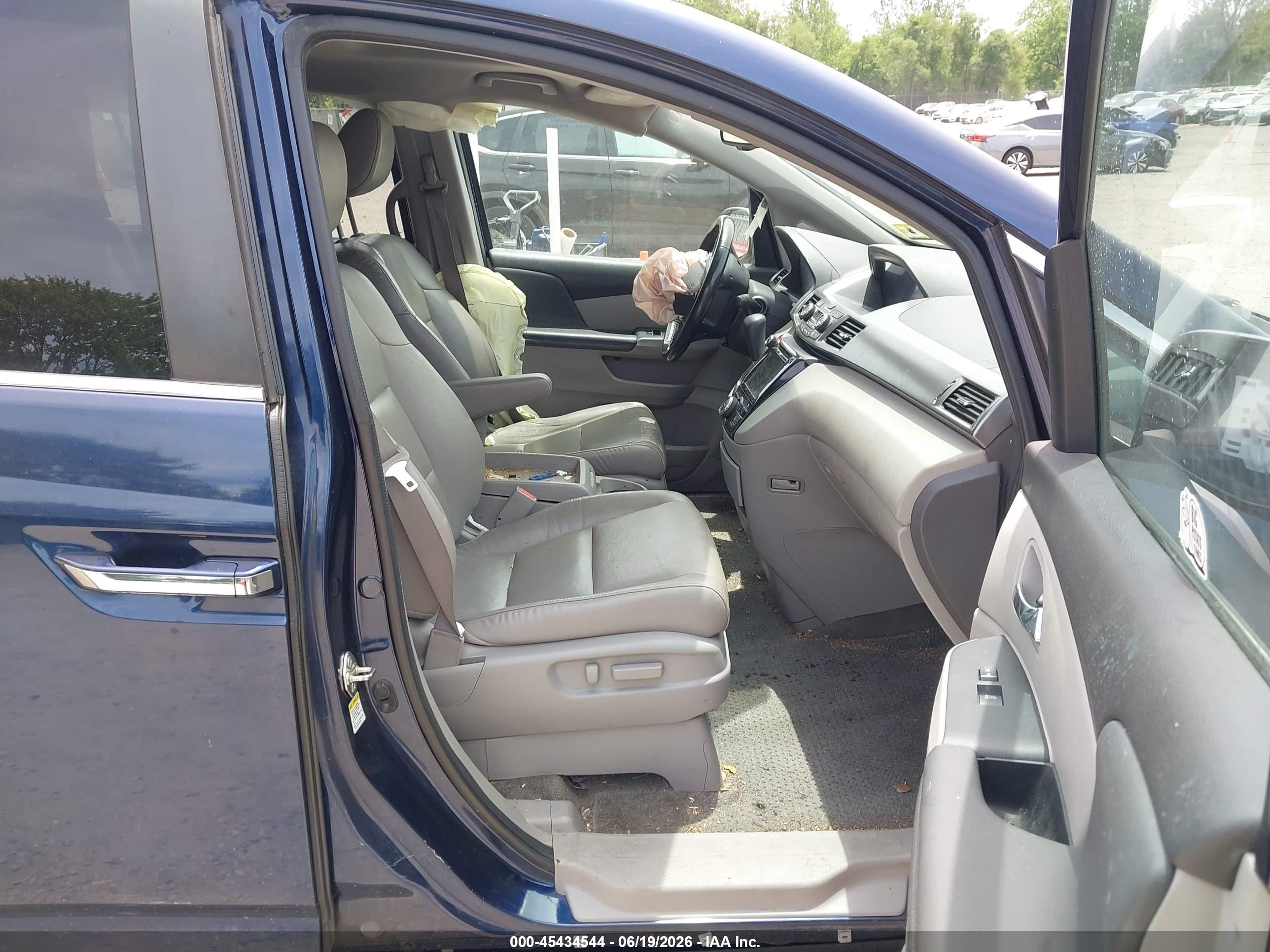 2015 Honda Odyssey Ex-l Blue vin: 5FNRL5H65FB029251