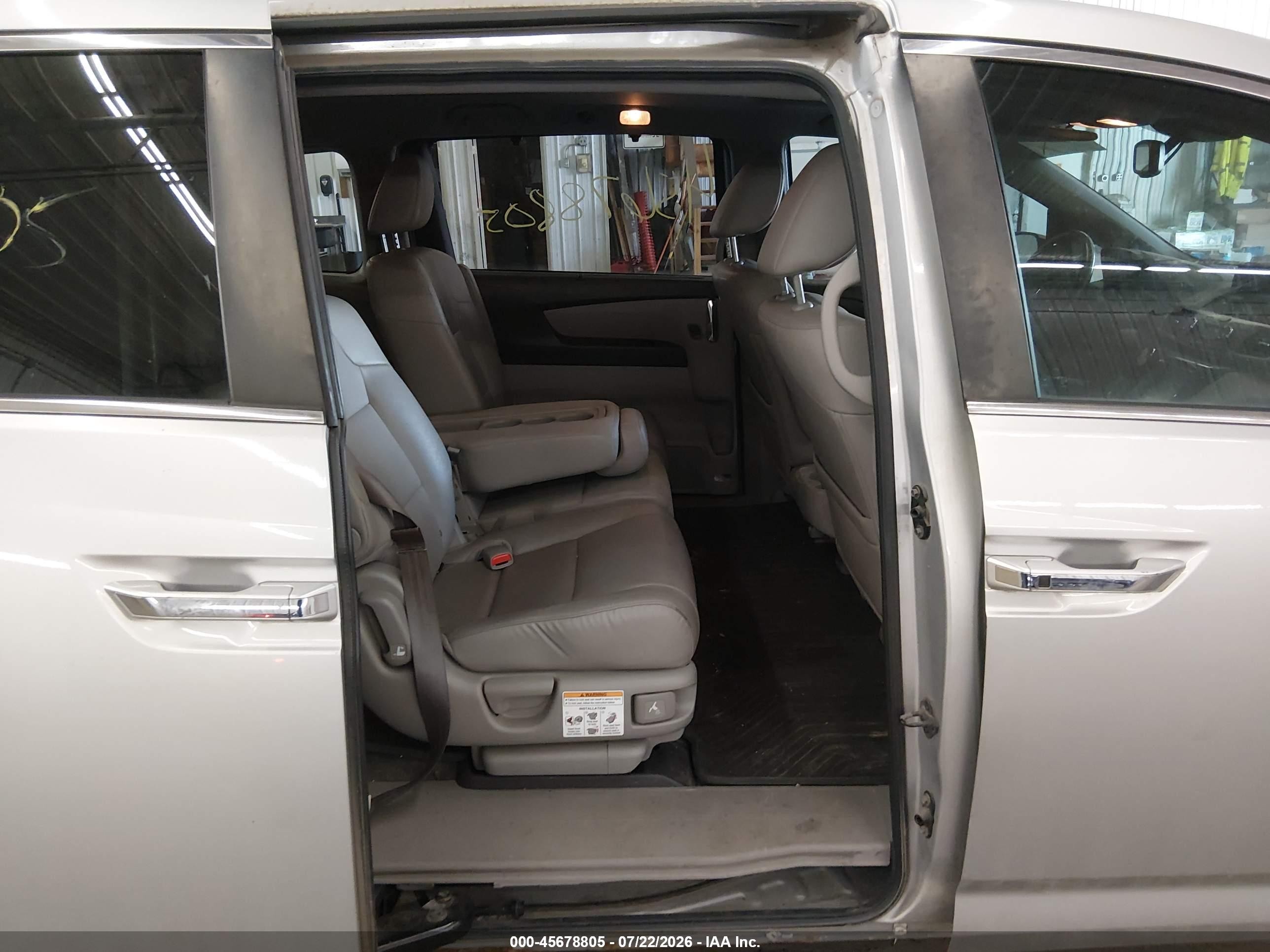 2015 Honda Odyssey Ex-l Серебряный vin: 5FNRL5H65FB057809