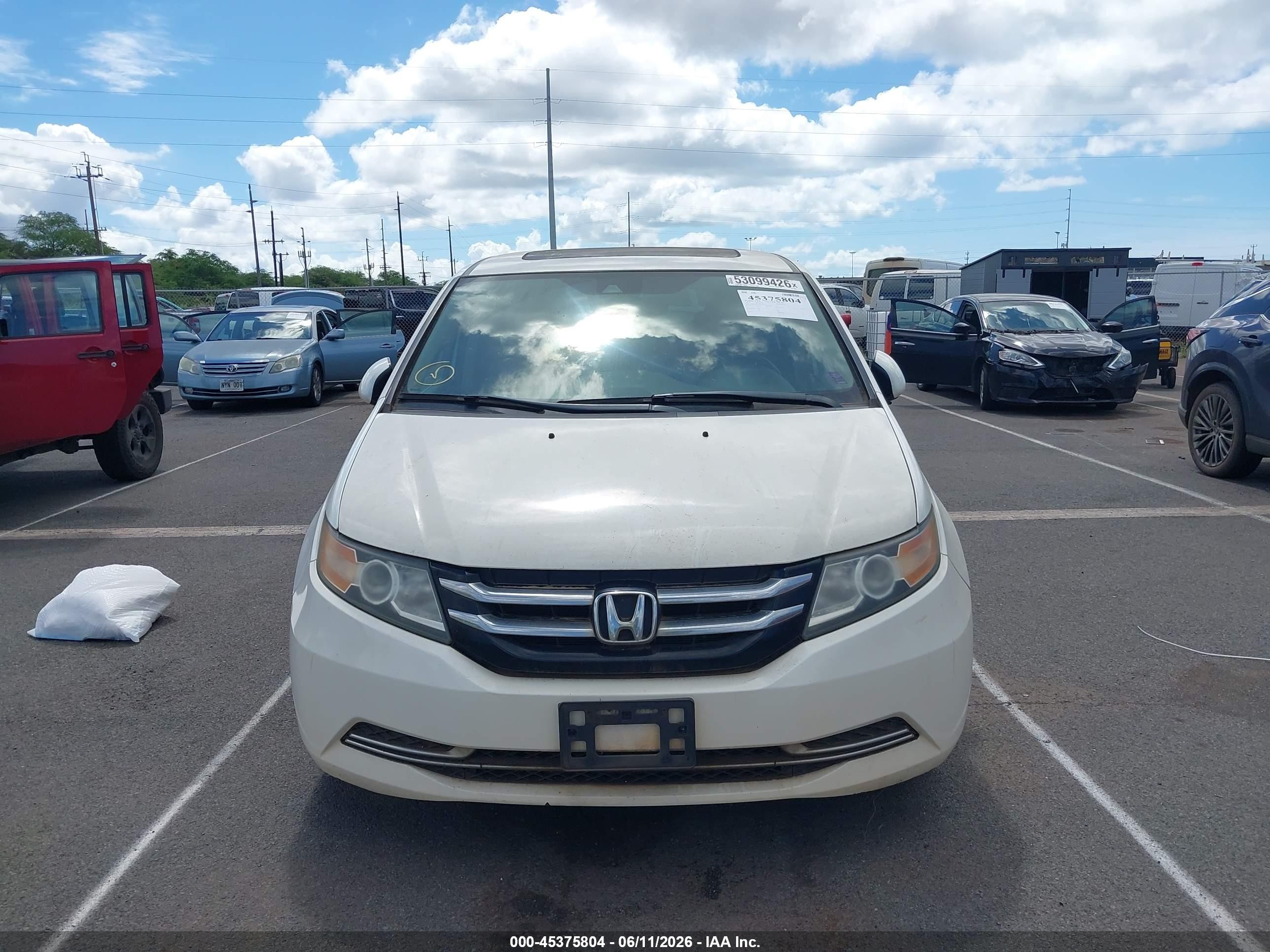 2015 Honda Odyssey Ex-l White vin: 5FNRL5H65FB070964