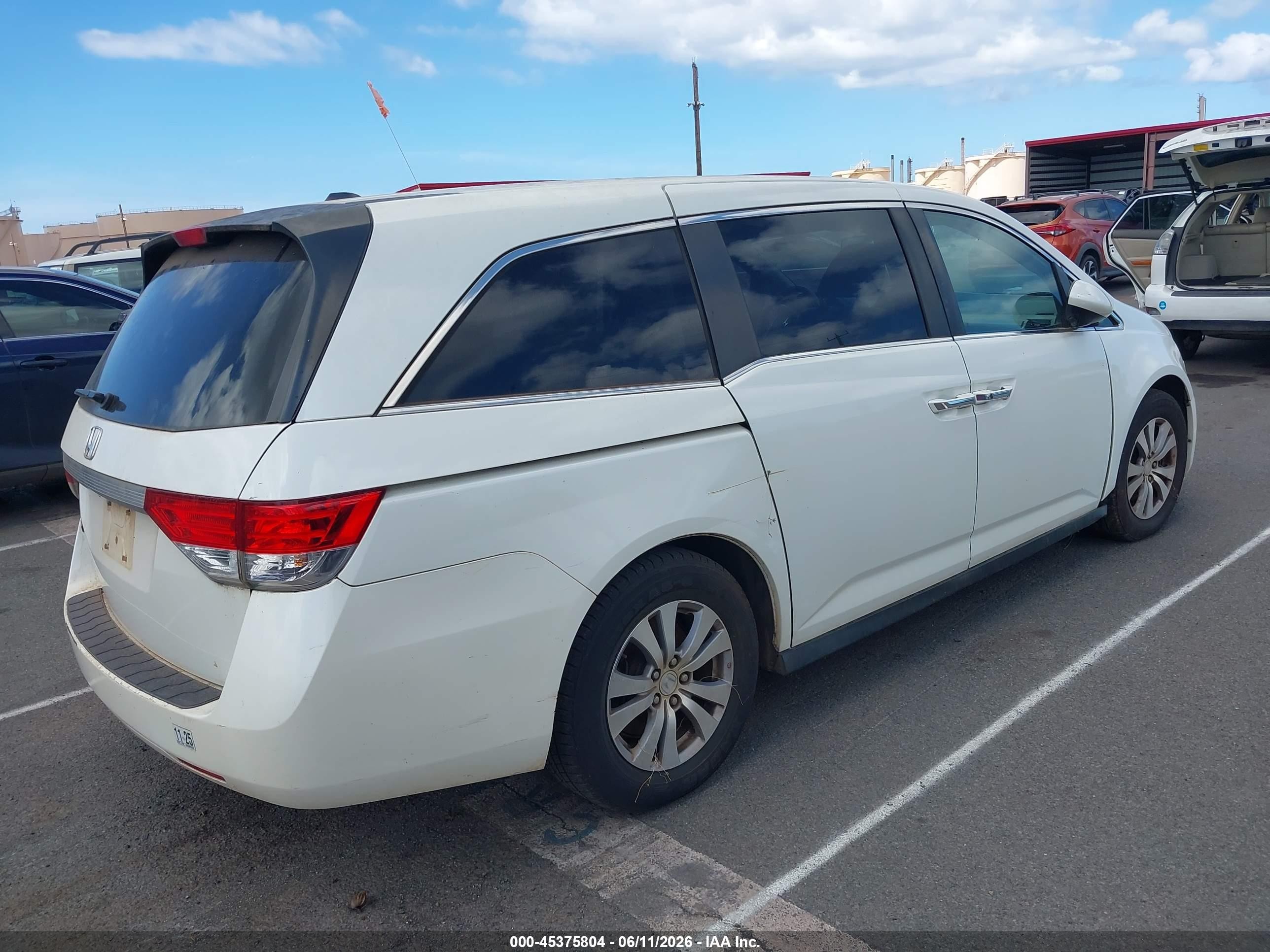 2015 Honda Odyssey Ex-l White vin: 5FNRL5H65FB070964