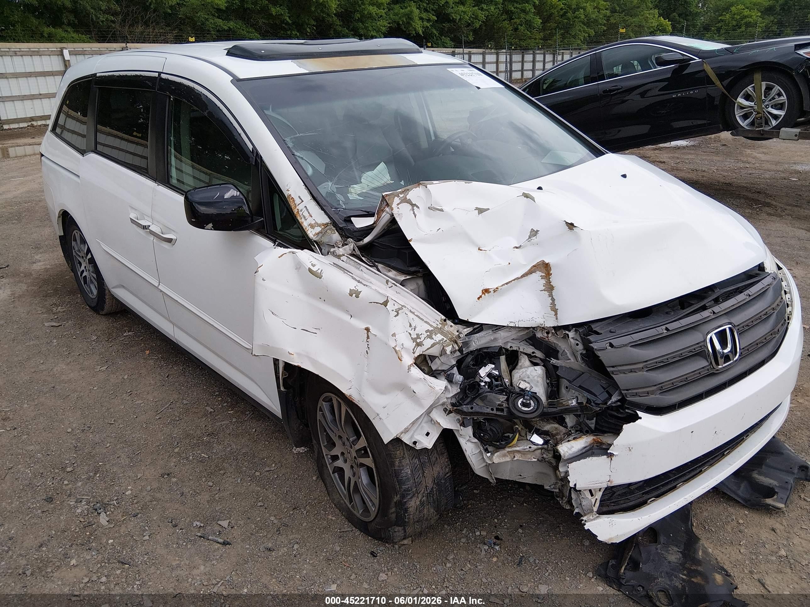 2011 Honda Odyssey Ex-l White vin: 5FNRL5H66BB002523