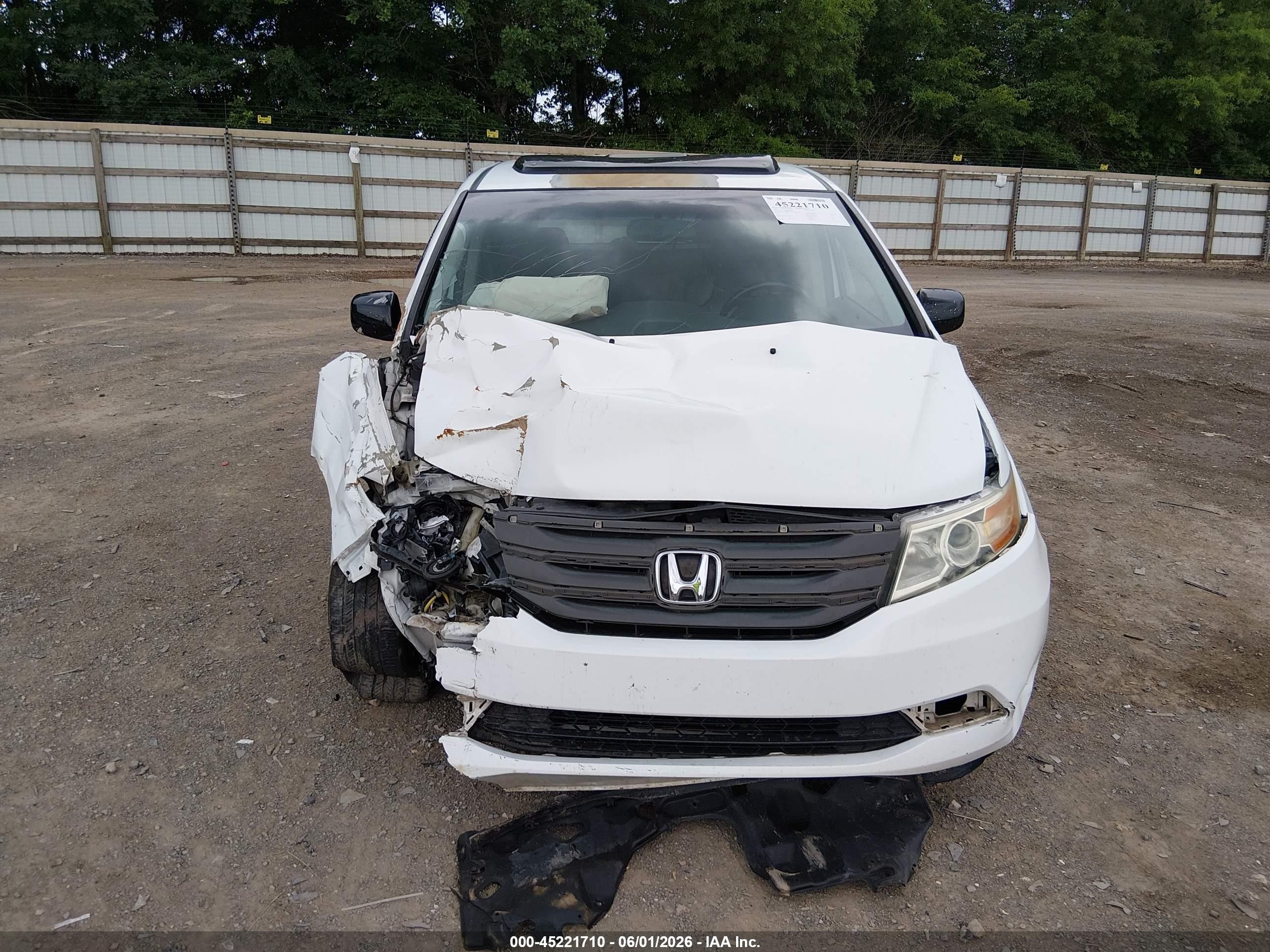2011 Honda Odyssey Ex-l White vin: 5FNRL5H66BB002523