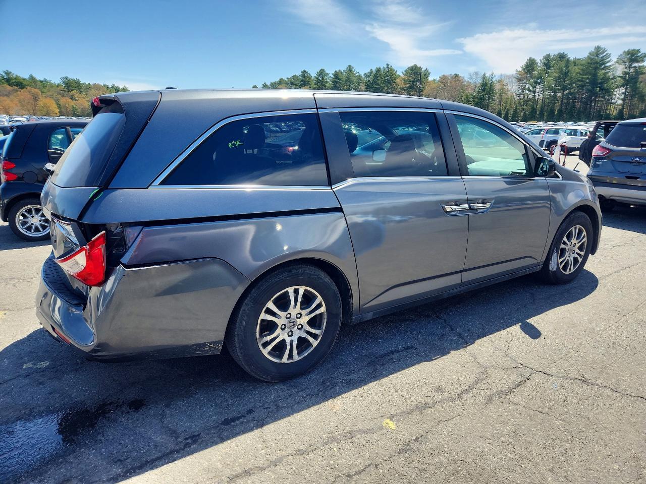 2011 Honda Odyssey Exl Gray vin: 5FNRL5H66BB009701