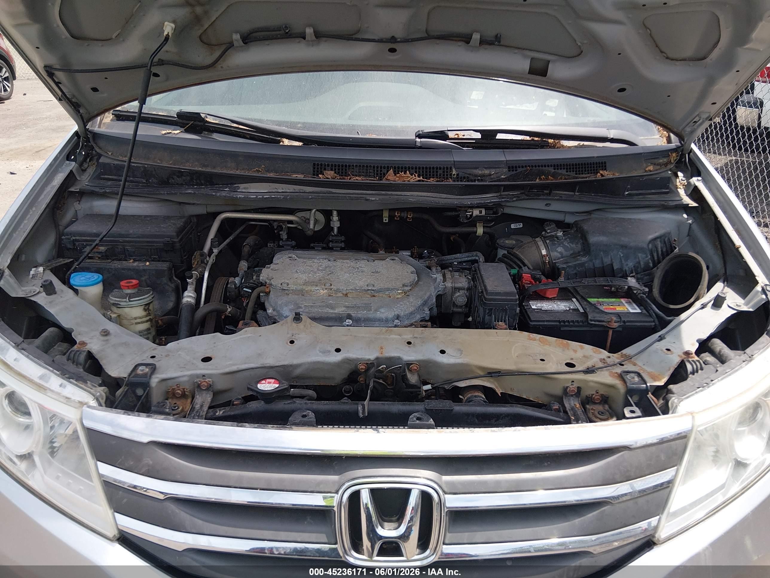 2011 Honda Odyssey Ex-l Silver vin: 5FNRL5H66BB013232