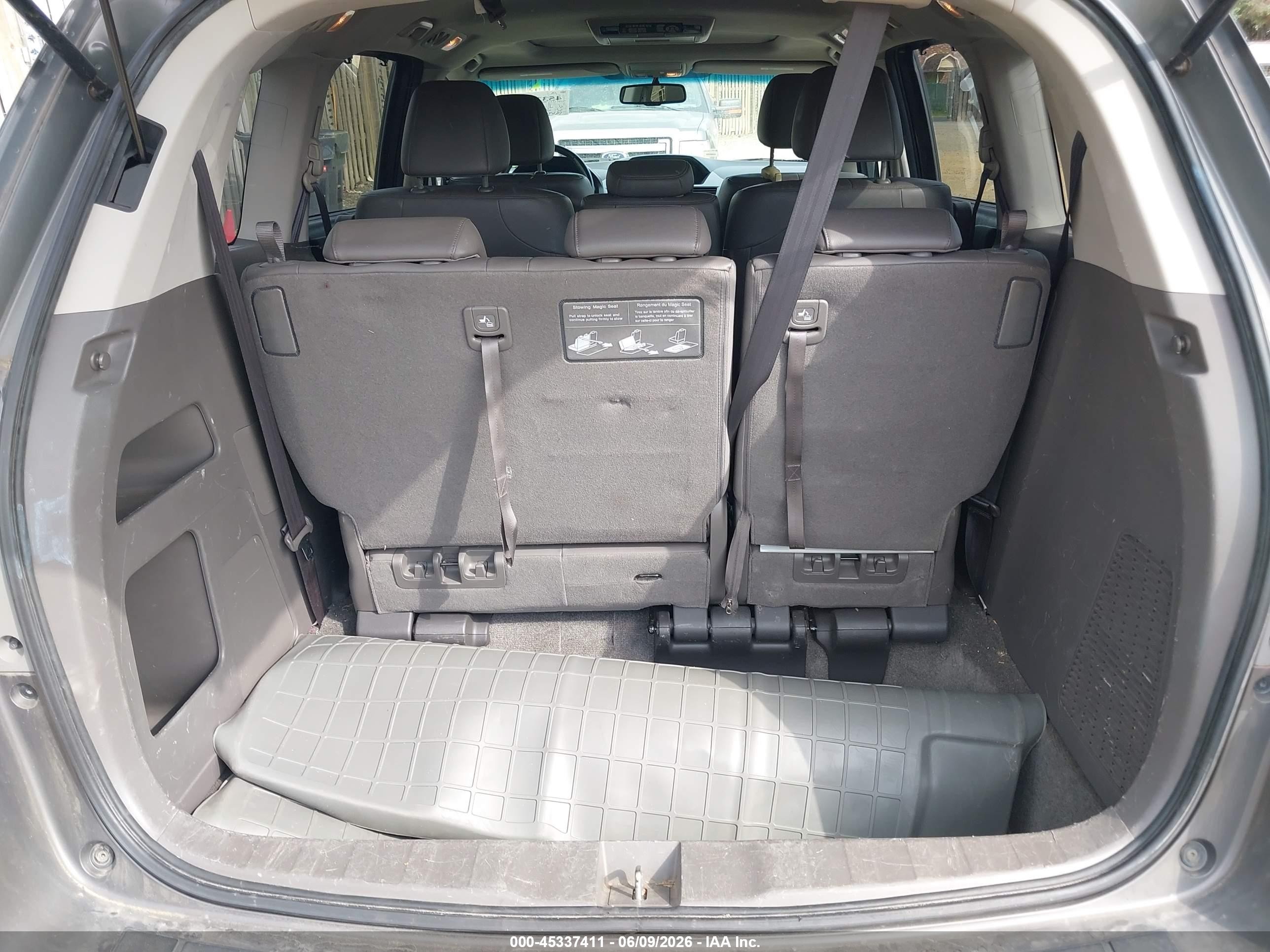 2011 Honda Odyssey Ex-l Gray vin: 5FNRL5H66BB019659