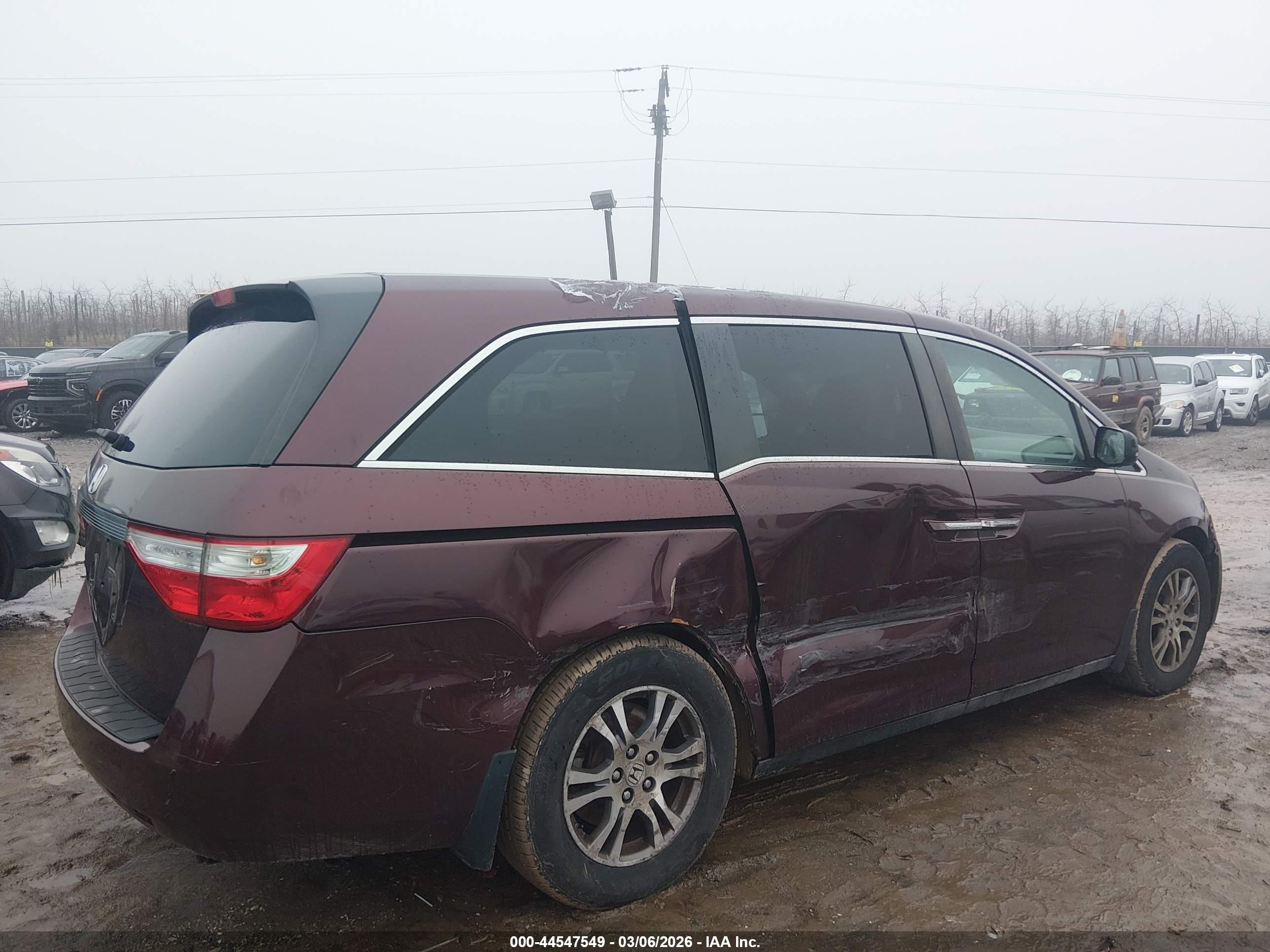 2011 Honda Odyssey Ex-l Maroon vin: 5FNRL5H66BB039331