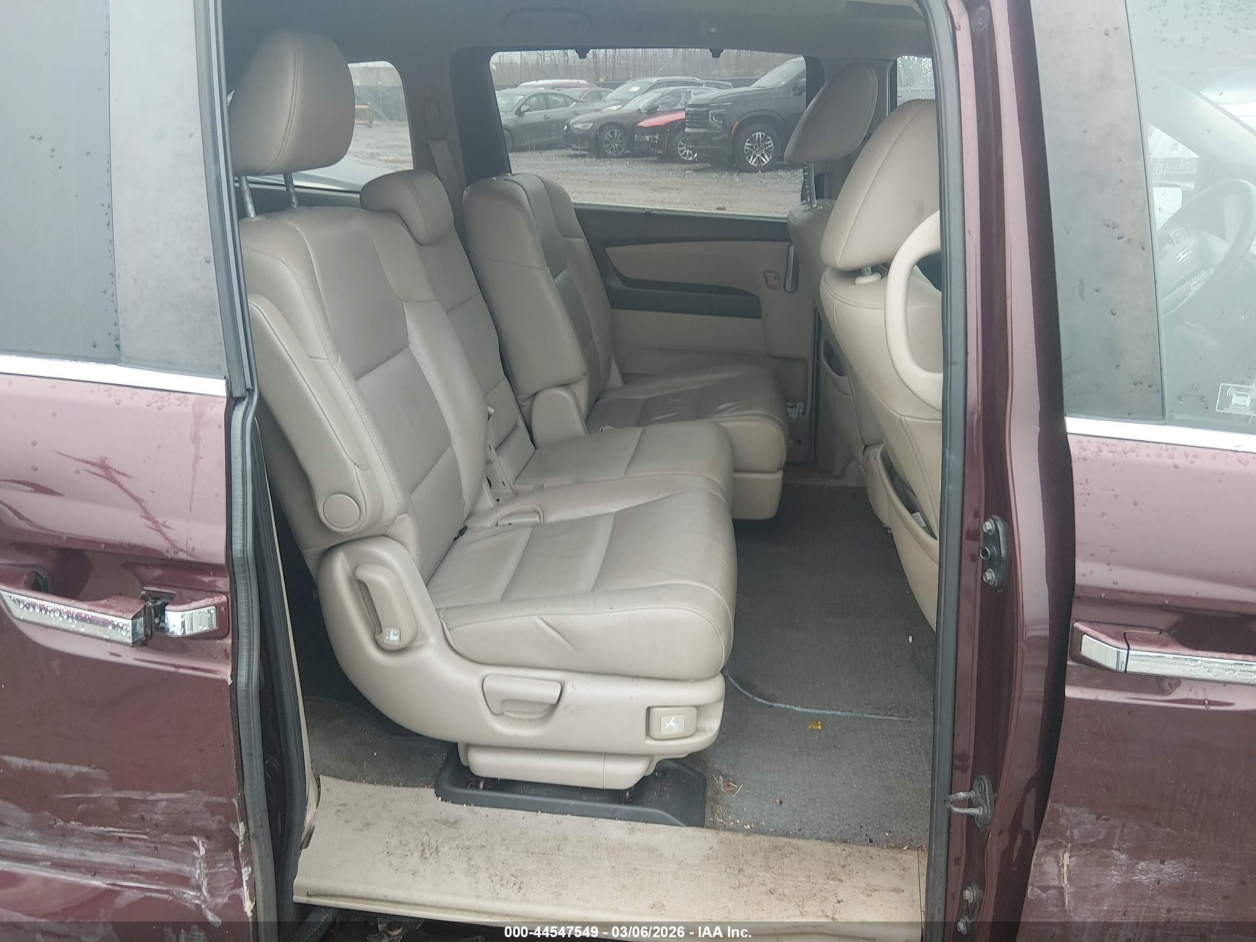 2011 Honda Odyssey Ex-l Maroon vin: 5FNRL5H66BB039331