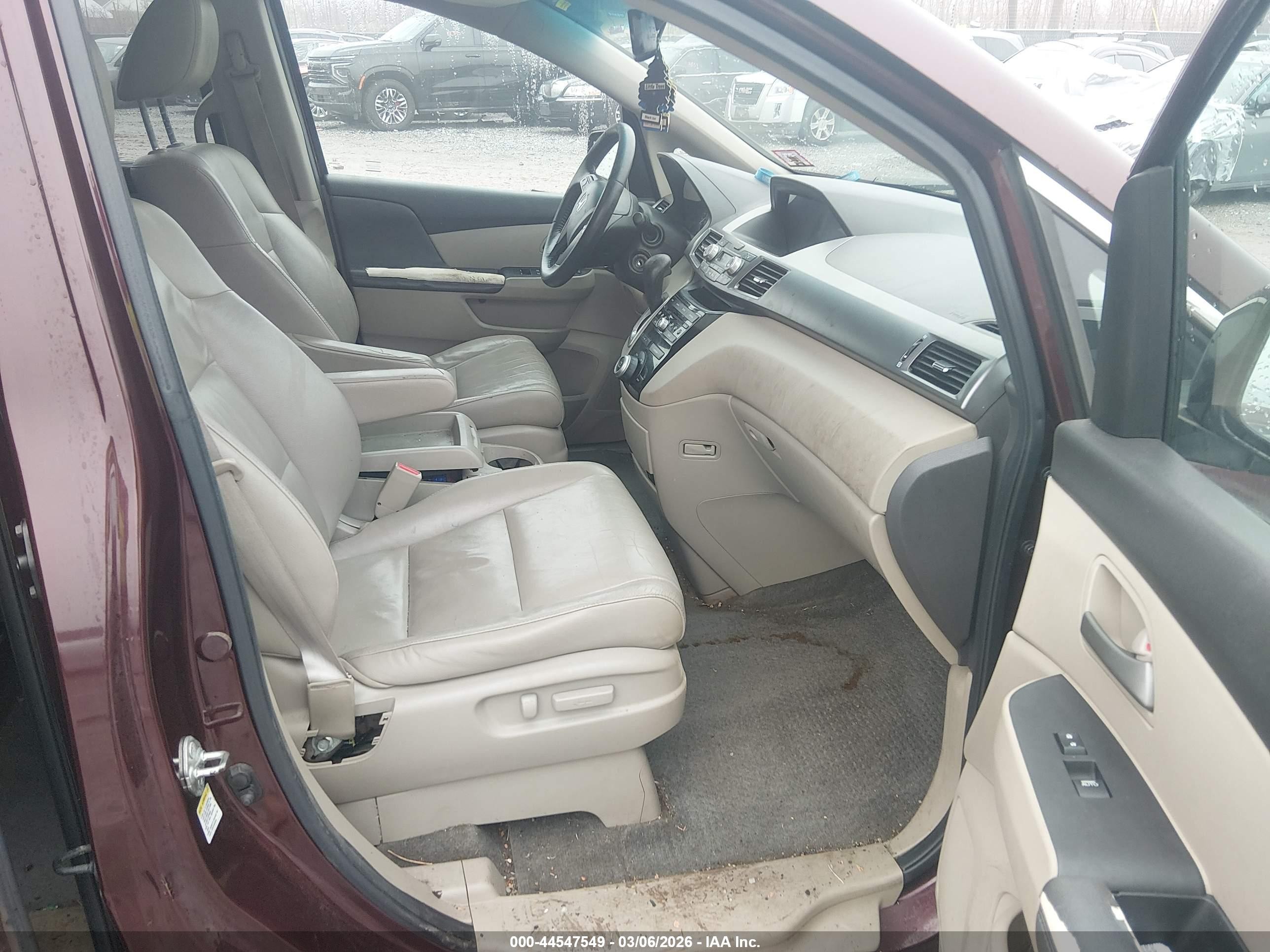 2011 Honda Odyssey Ex-l Maroon vin: 5FNRL5H66BB039331