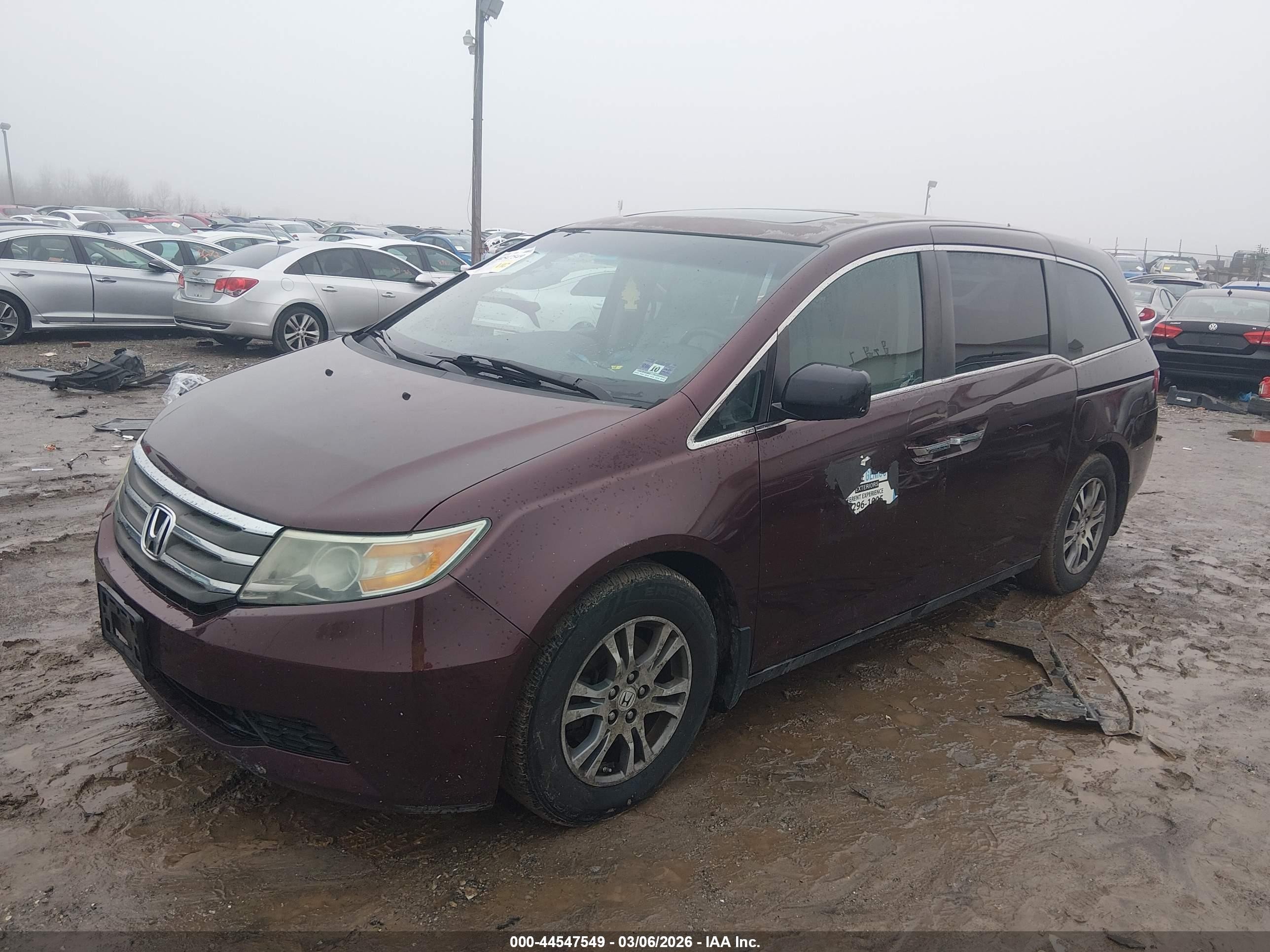 2011 Honda Odyssey Ex-l Maroon vin: 5FNRL5H66BB039331