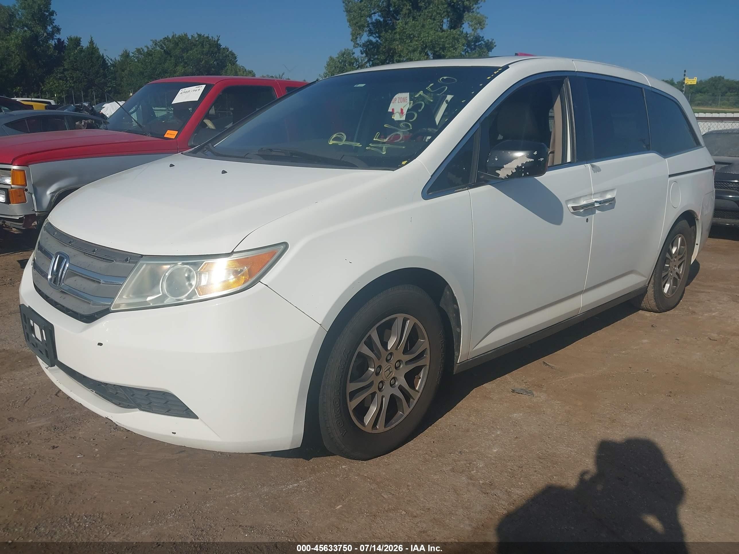 2011 Honda Odyssey Ex-l White vin: 5FNRL5H66BB062138