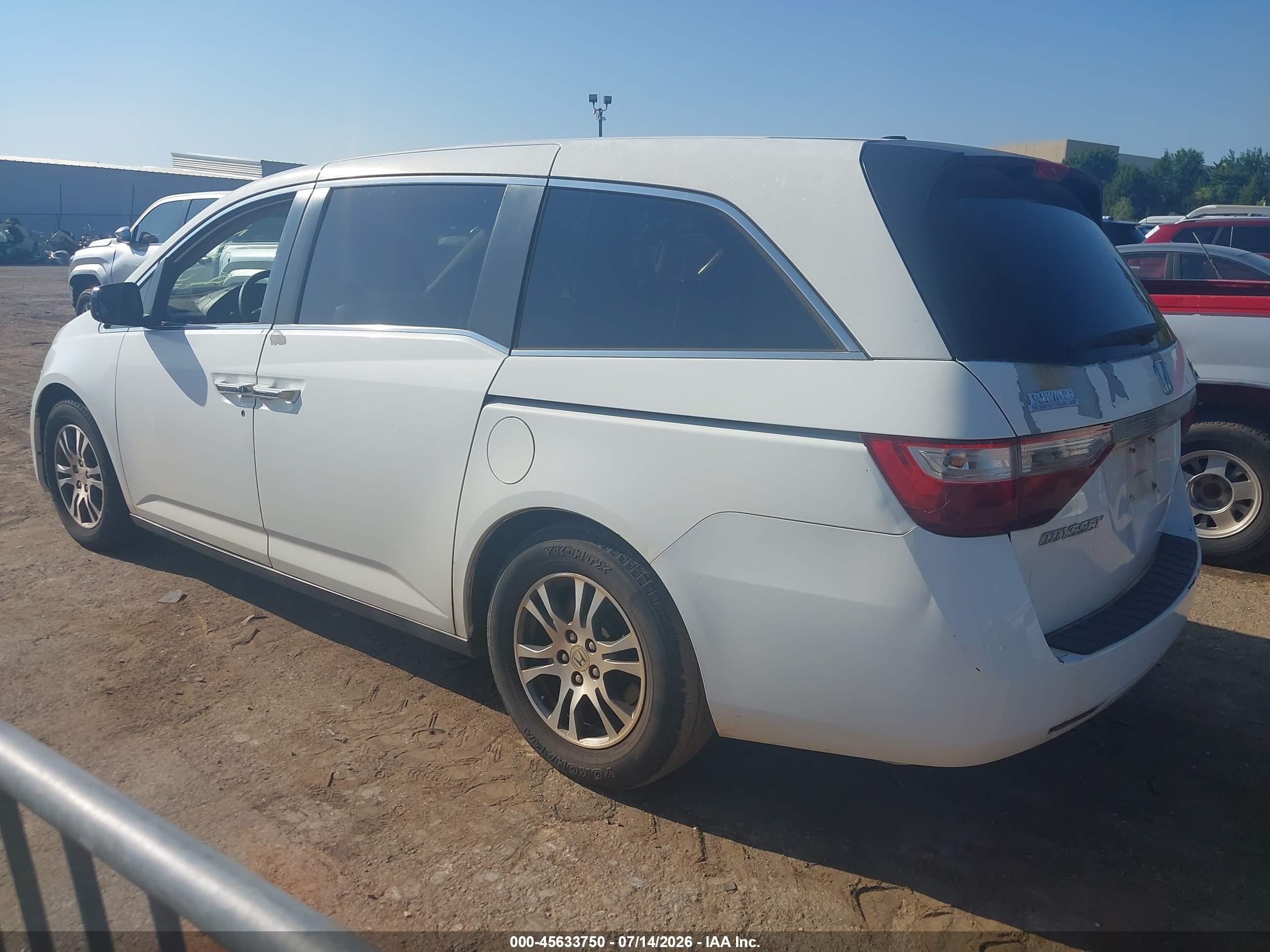 2011 Honda Odyssey Ex-l White vin: 5FNRL5H66BB062138