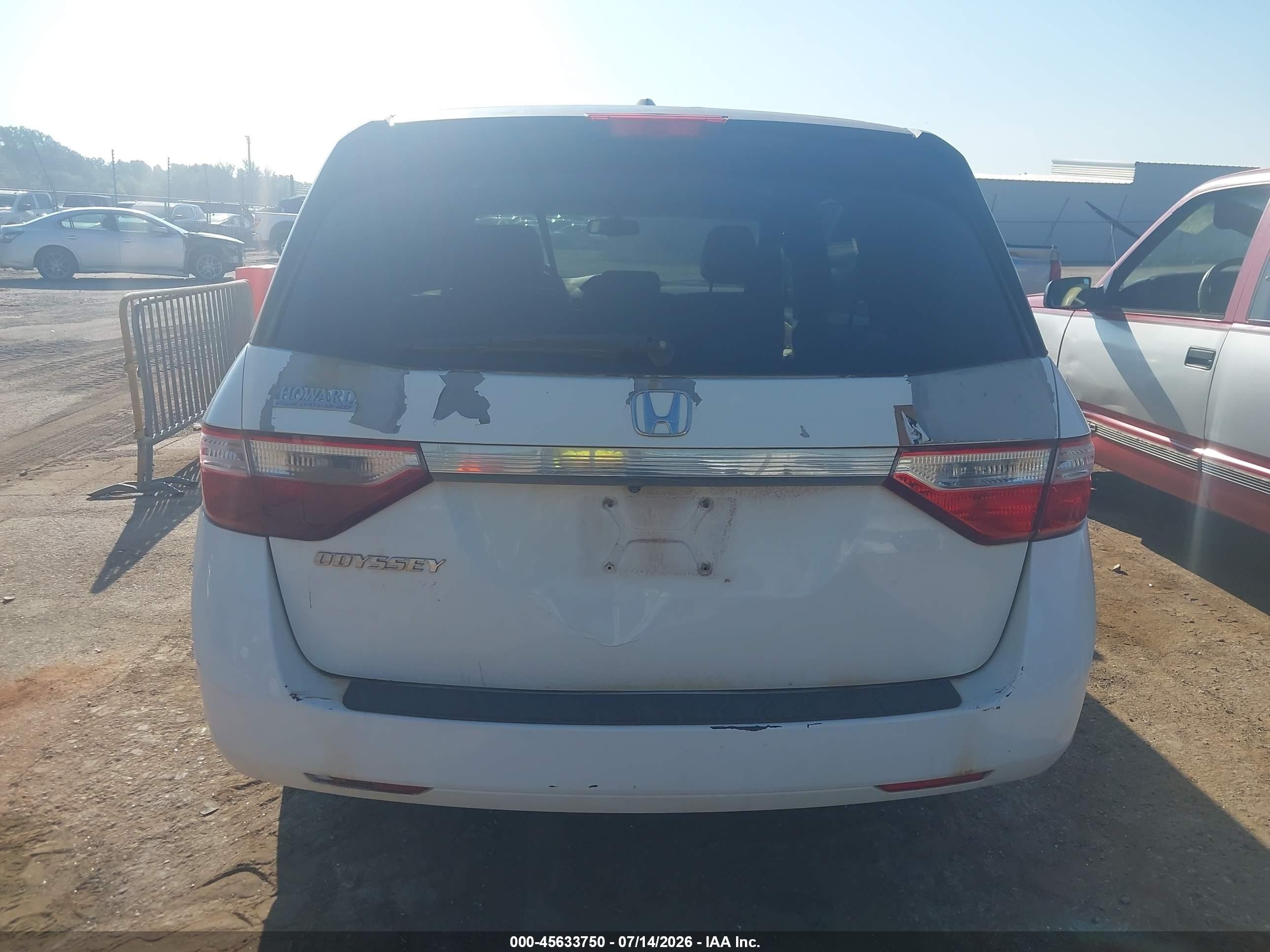 2011 Honda Odyssey Ex-l White vin: 5FNRL5H66BB062138