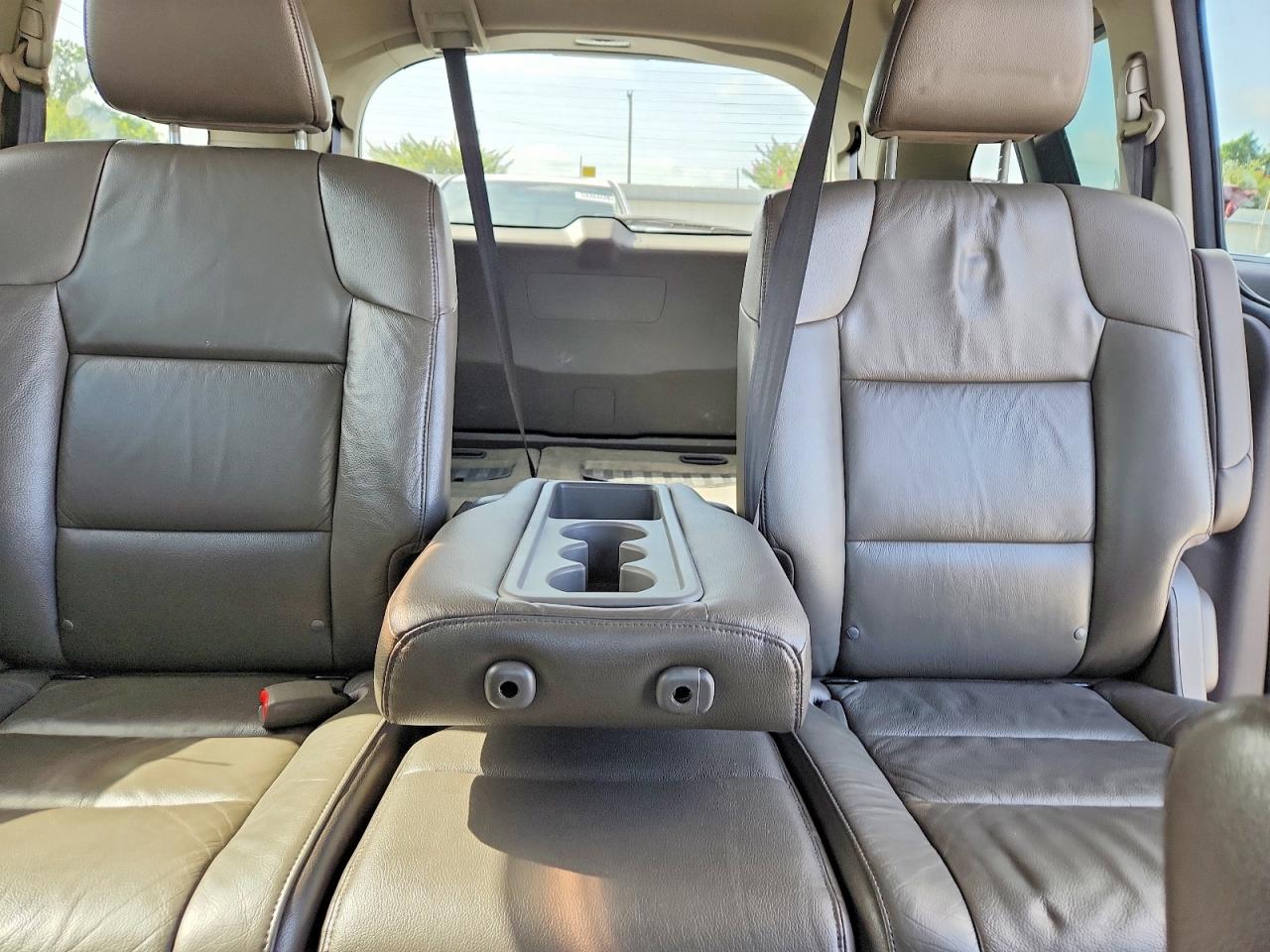 2011 Honda Odyssey Exl Black vin: 5FNRL5H66BB072314