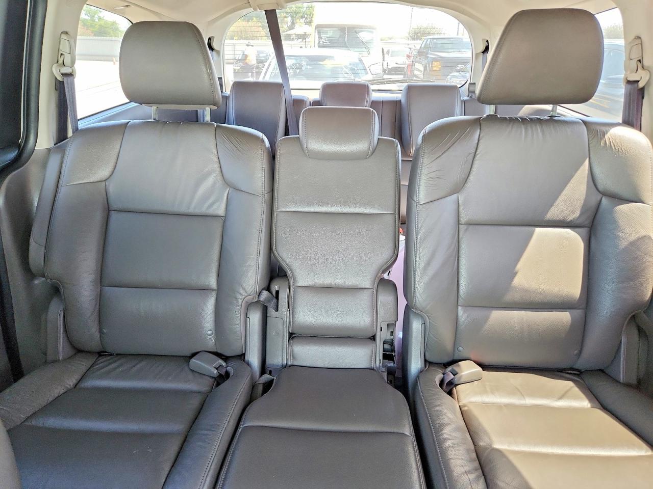 2011 Honda Odyssey Exl Белый vin: 5FNRL5H66BB076685