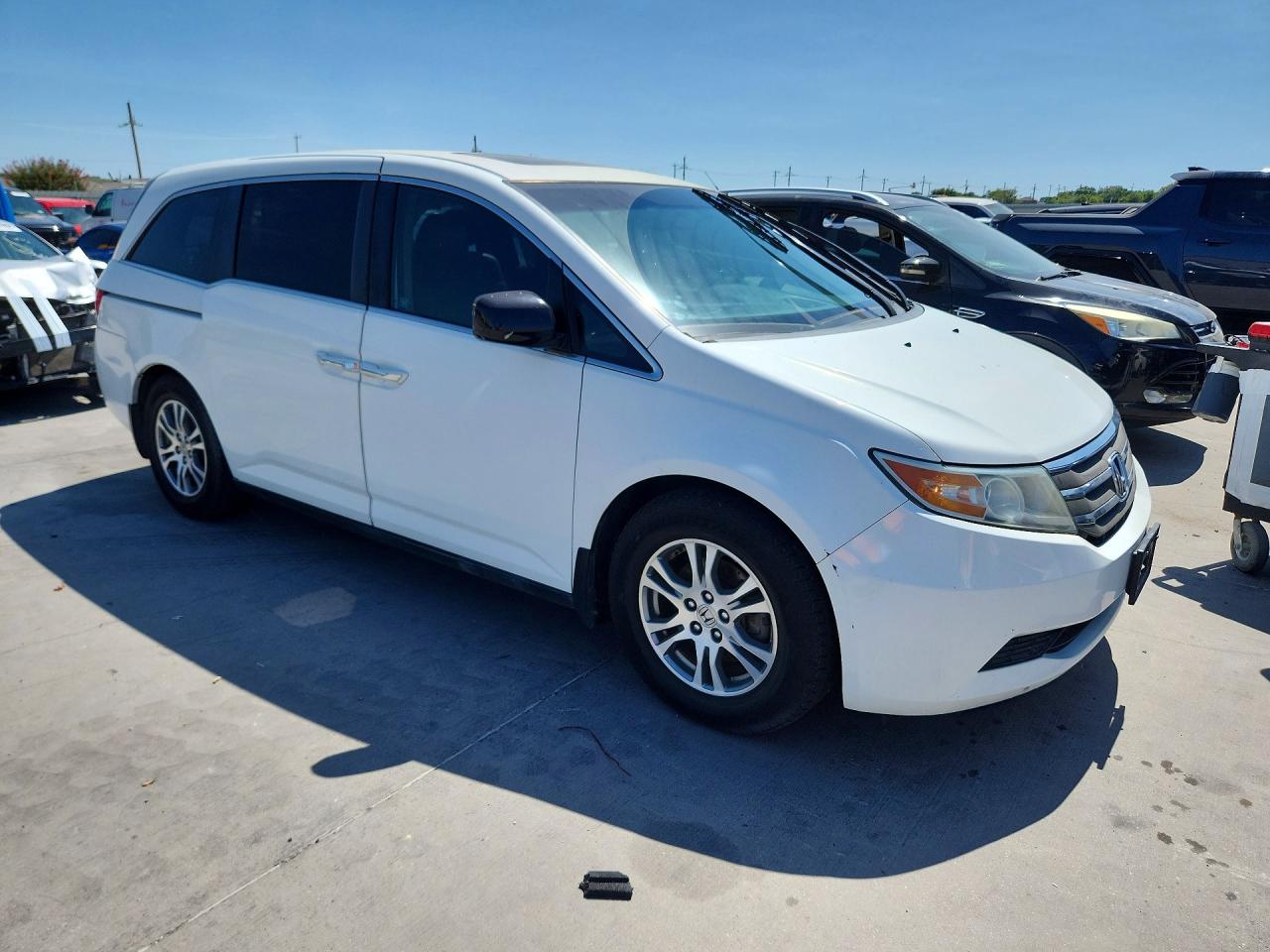 2011 Honda Odyssey Exl Белый vin: 5FNRL5H66BB076685
