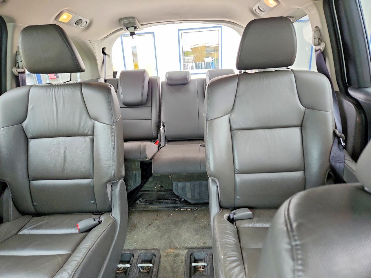 2011 Honda Odyssey Exl White vin: 5FNRL5H66BB091249