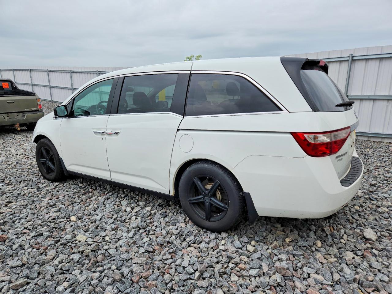 2011 Honda Odyssey Exl White vin: 5FNRL5H66BB091249