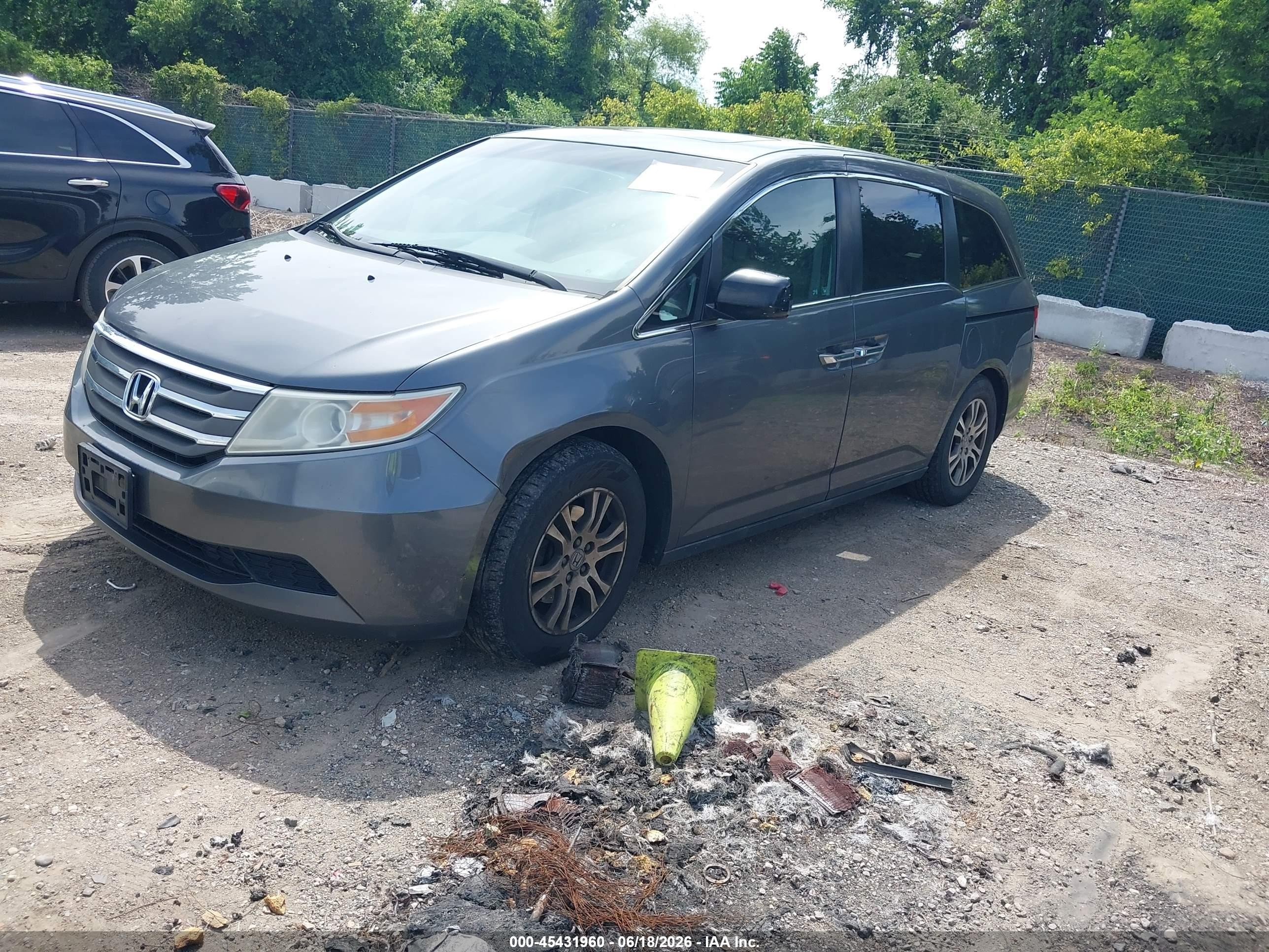 2012 Honda Odyssey Ex-l Gray vin: 5FNRL5H66CB050184