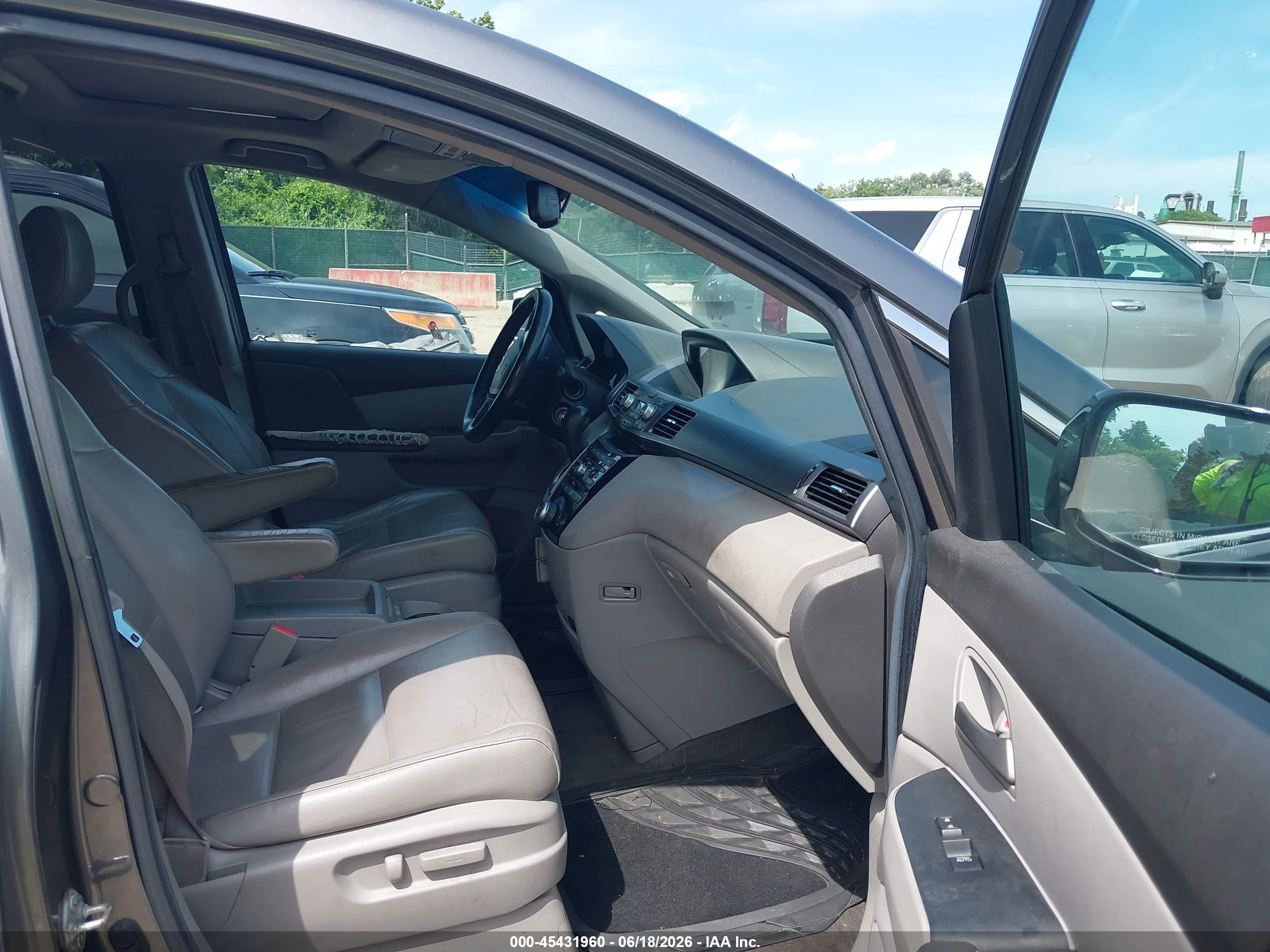 2012 Honda Odyssey Ex-l Gray vin: 5FNRL5H66CB050184