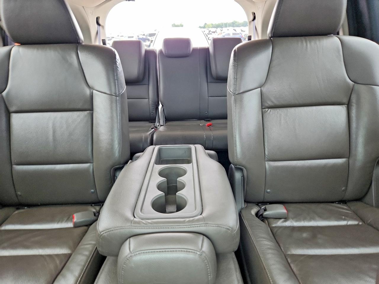 2012 Honda Odyssey Exl Черный vin: 5FNRL5H66CB116555