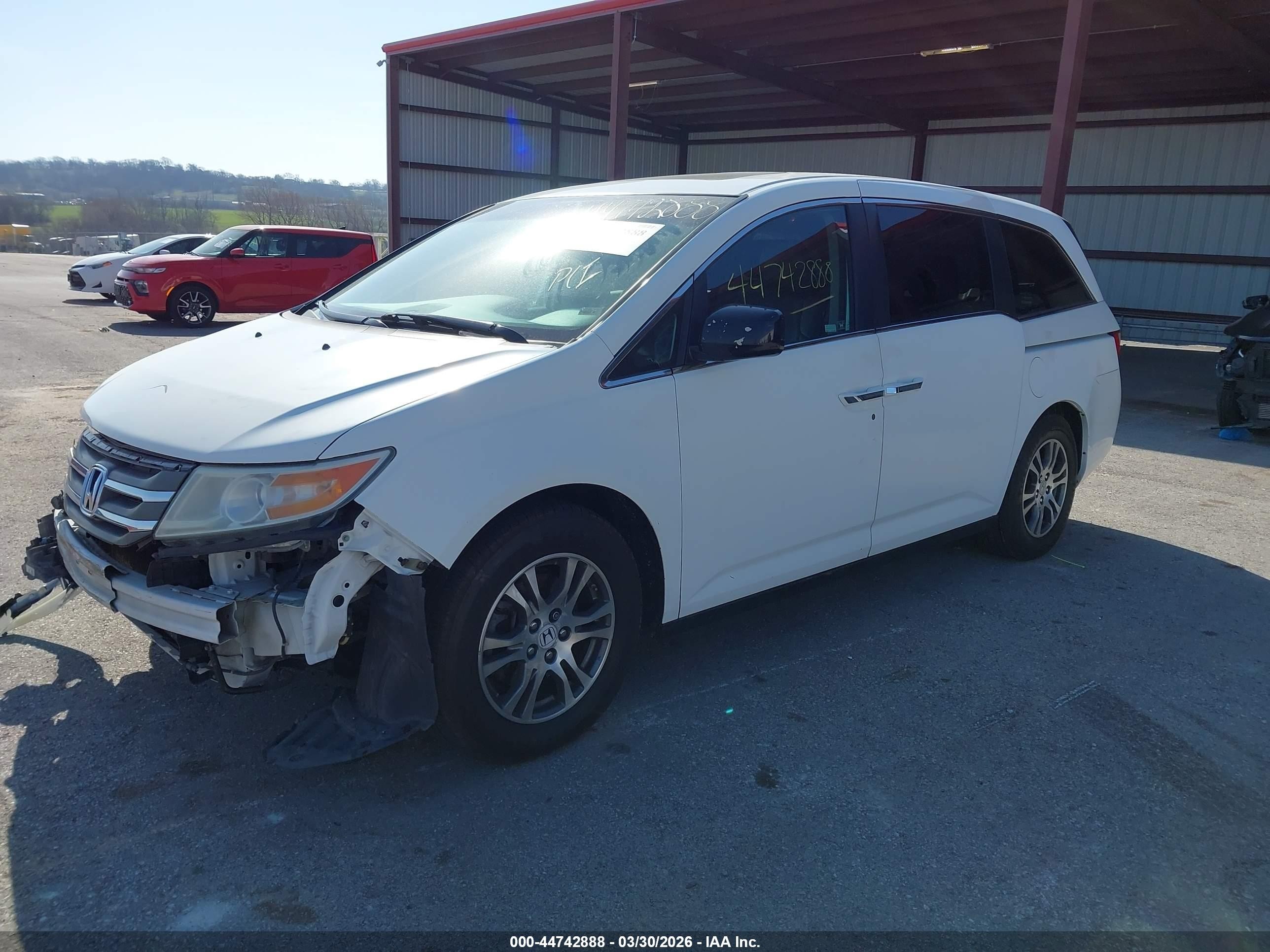 2012 Honda Odyssey Ex-l White vin: 5FNRL5H66CB122078