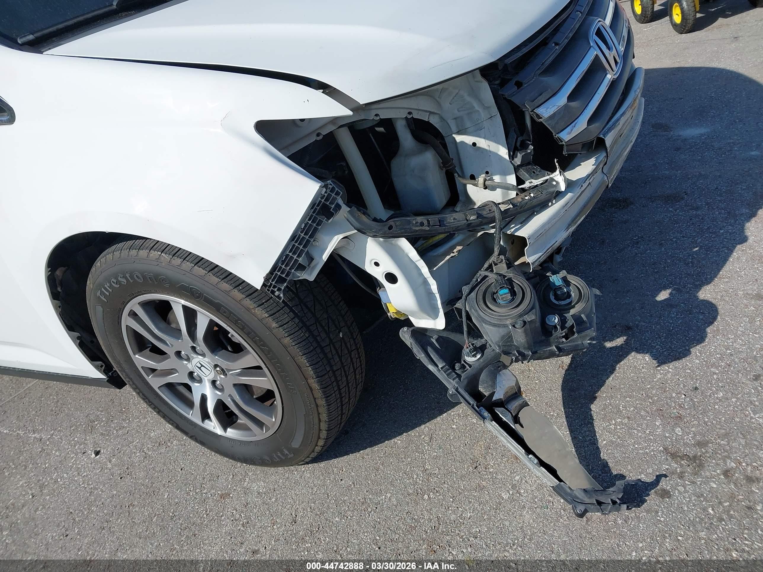2012 Honda Odyssey Ex-l White vin: 5FNRL5H66CB122078