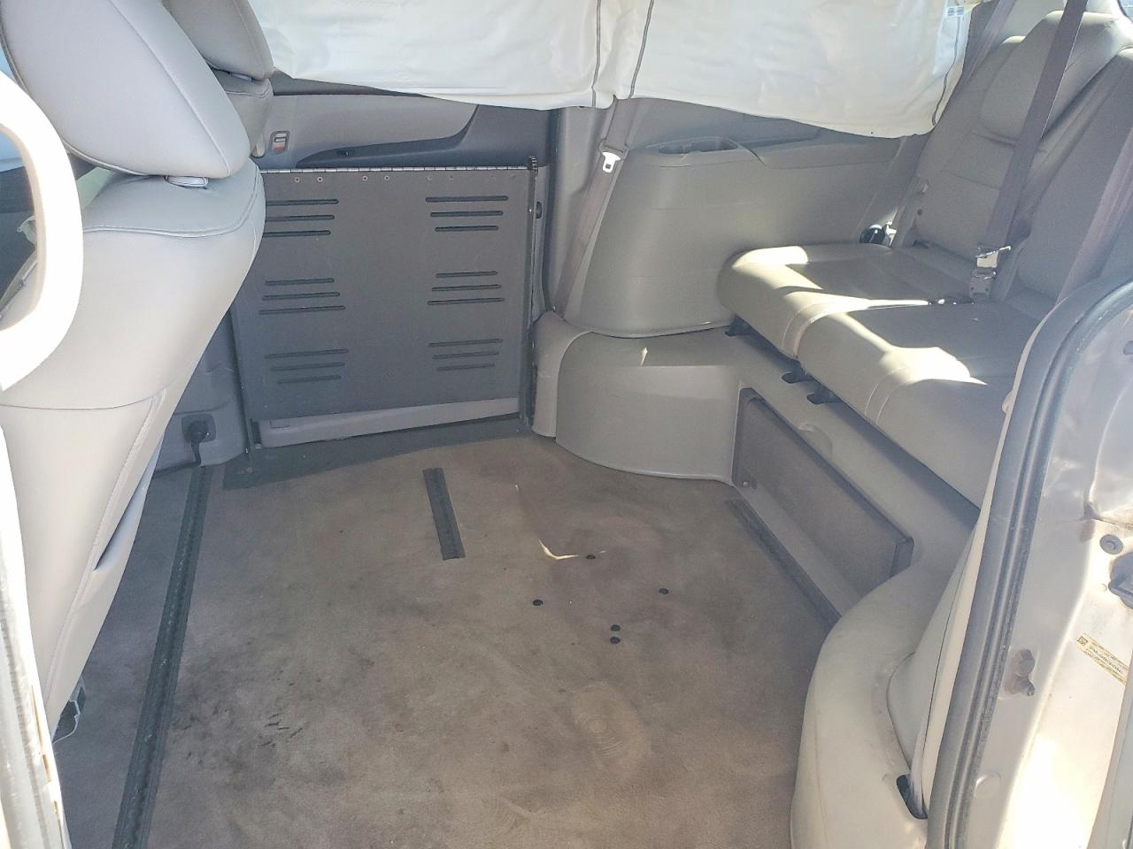 2012 Honda Odyssey Exl Серебряный vin: 5FNRL5H66CB129841