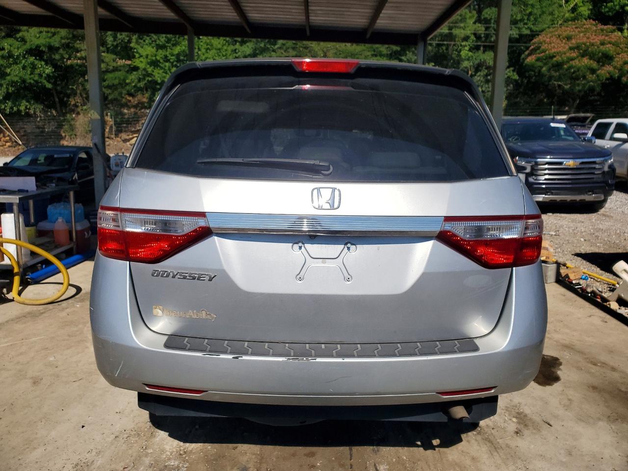 2012 Honda Odyssey Exl Серебряный vin: 5FNRL5H66CB129841