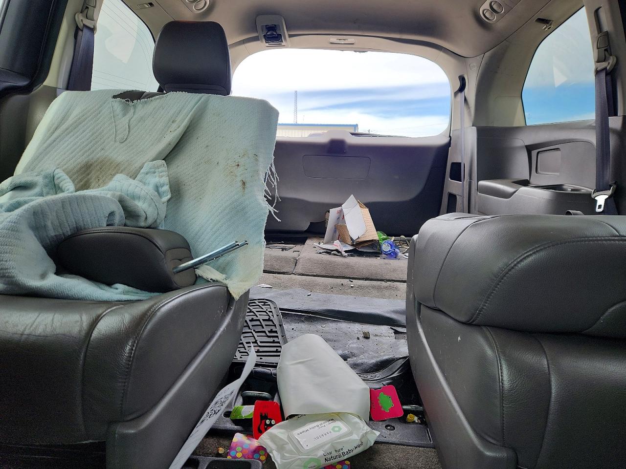 2012 Honda Odyssey Exl Серебряный vin: 5FNRL5H66CB146414
