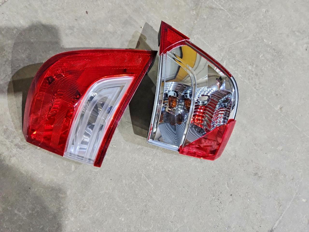 2013 Honda Odyssey Exl Серебряный vin: 5FNRL5H66DB001701
