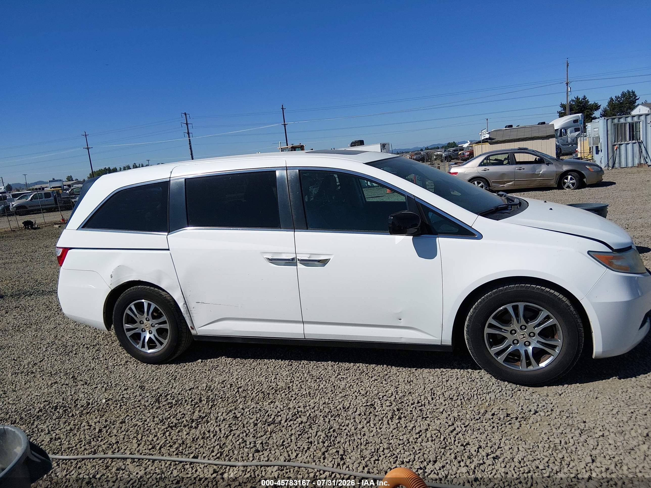 2013 Honda Odyssey Ex-l White vin: 5FNRL5H66DB029109