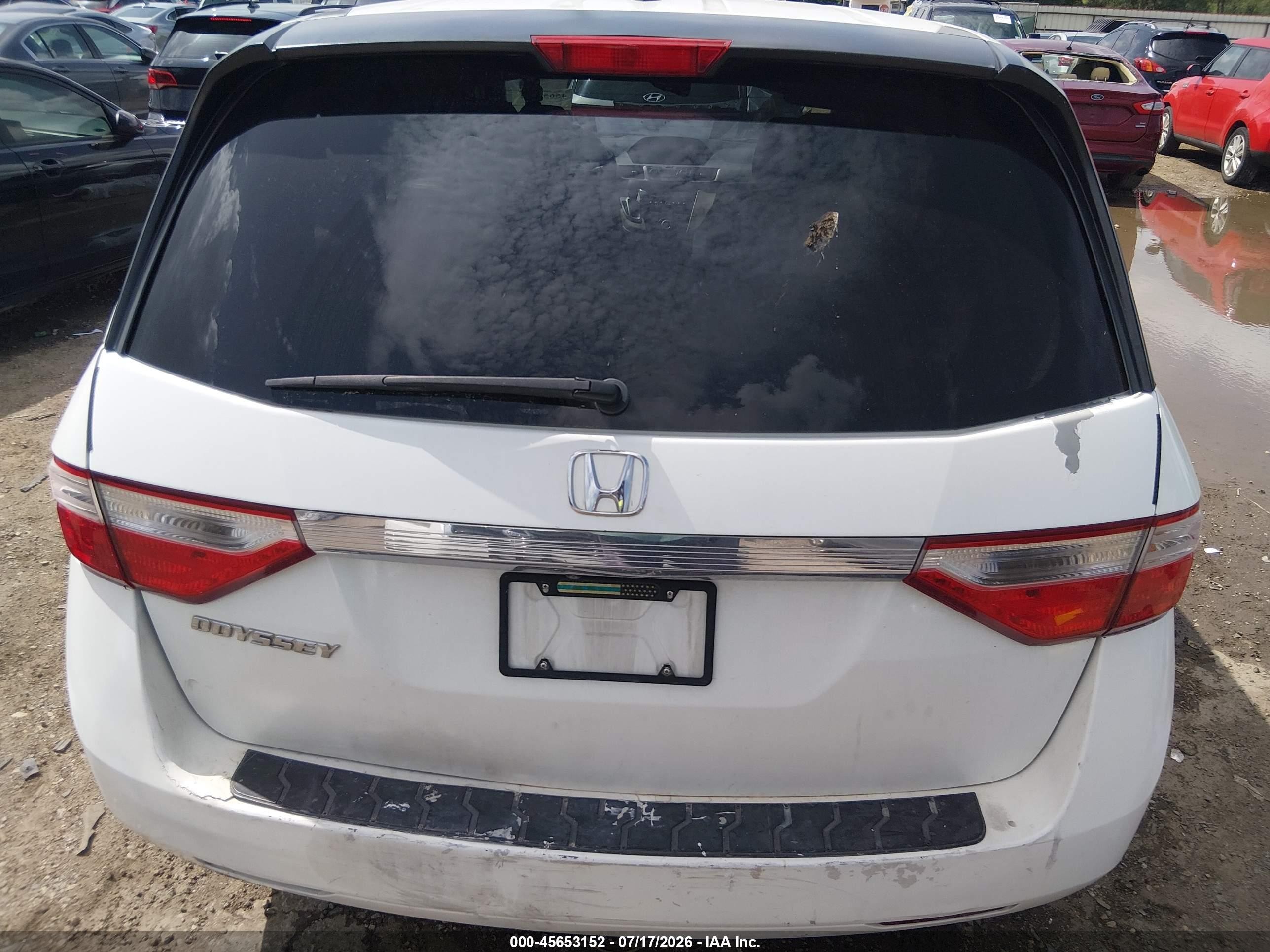2013 Honda Odyssey Ex-l White vin: 5FNRL5H66DB057167