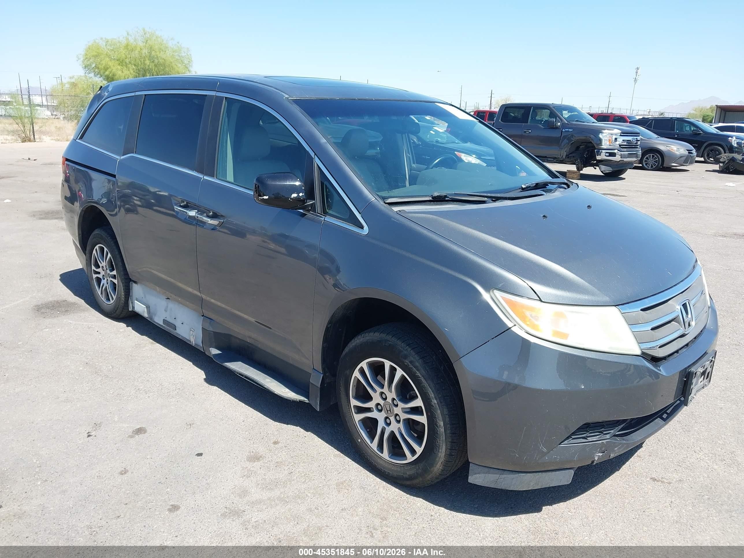 2013 Honda Odyssey Ex-l Gray vin: 5FNRL5H66DB057590