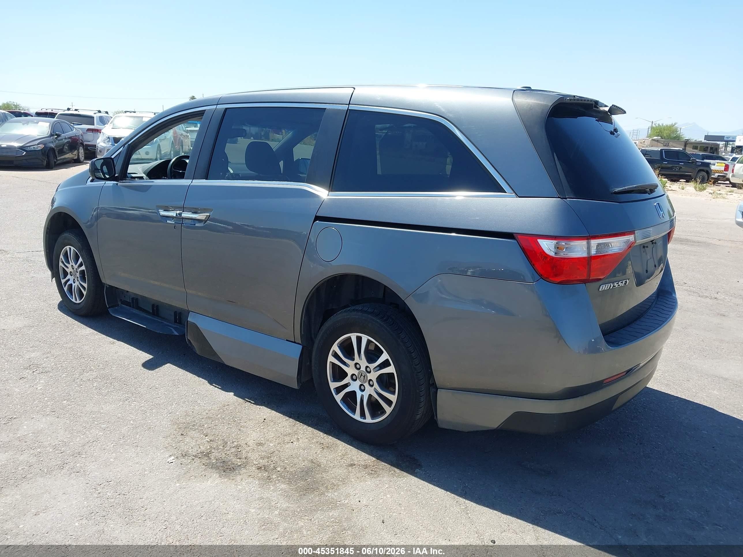 2013 Honda Odyssey Ex-l Gray vin: 5FNRL5H66DB057590