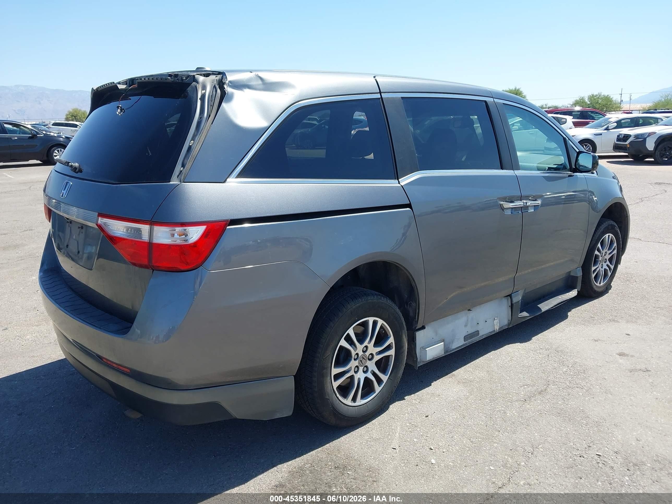 2013 Honda Odyssey Ex-l Gray vin: 5FNRL5H66DB057590