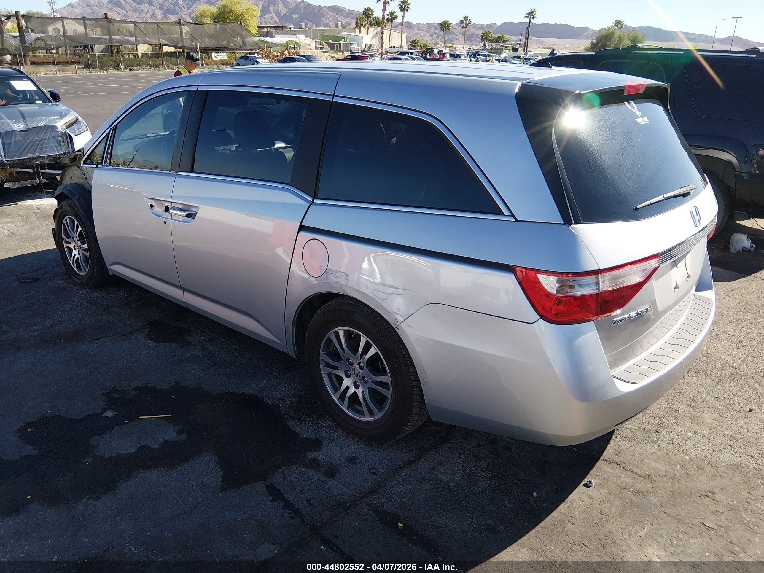 2013 Honda Odyssey Ex-l Silver vin: 5FNRL5H66DB080013