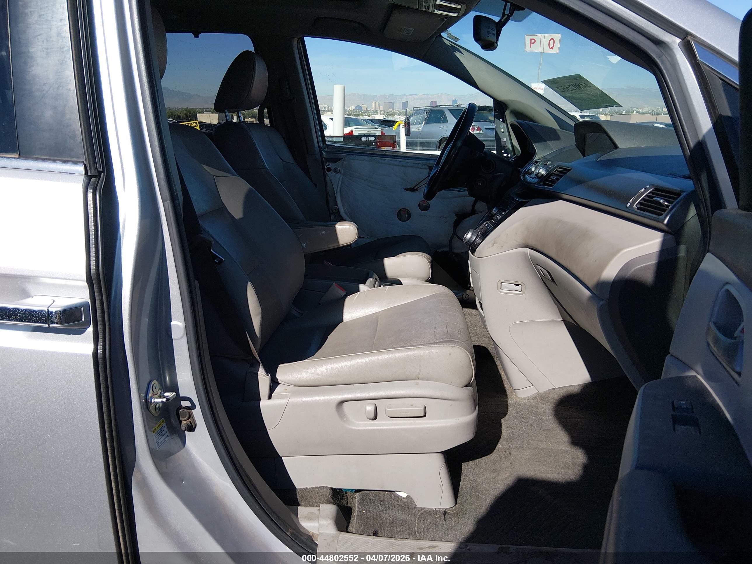 2013 Honda Odyssey Ex-l Silver vin: 5FNRL5H66DB080013