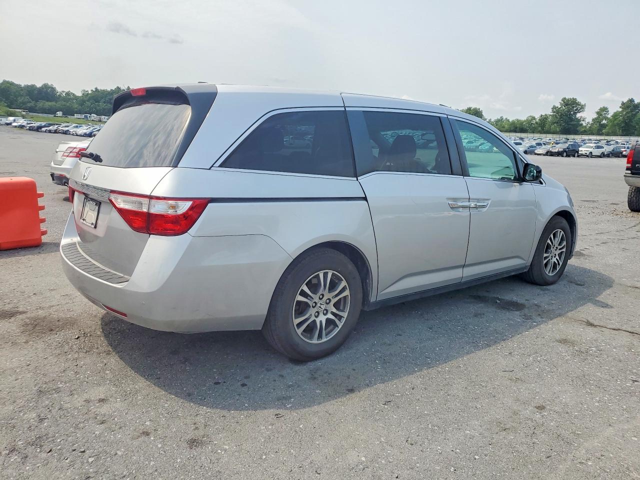2013 Honda Odyssey Exl Silver vin: 5FNRL5H66DB080433
