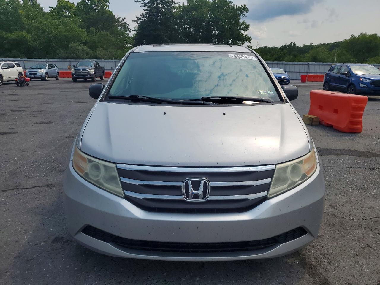 2013 Honda Odyssey Exl Silver vin: 5FNRL5H66DB080433