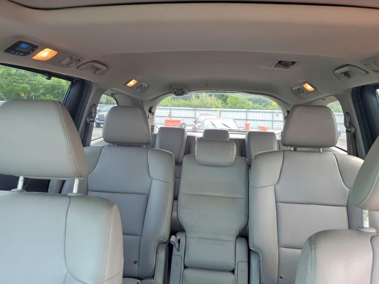2013 Honda Odyssey Exl Silver vin: 5FNRL5H66DB080433