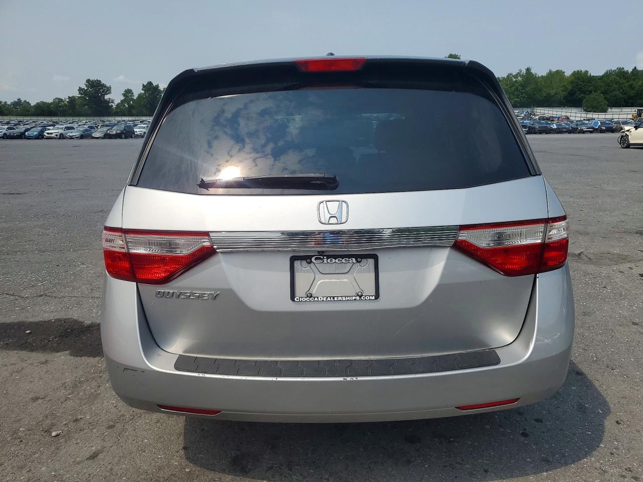 2013 Honda Odyssey Exl Silver vin: 5FNRL5H66DB080433