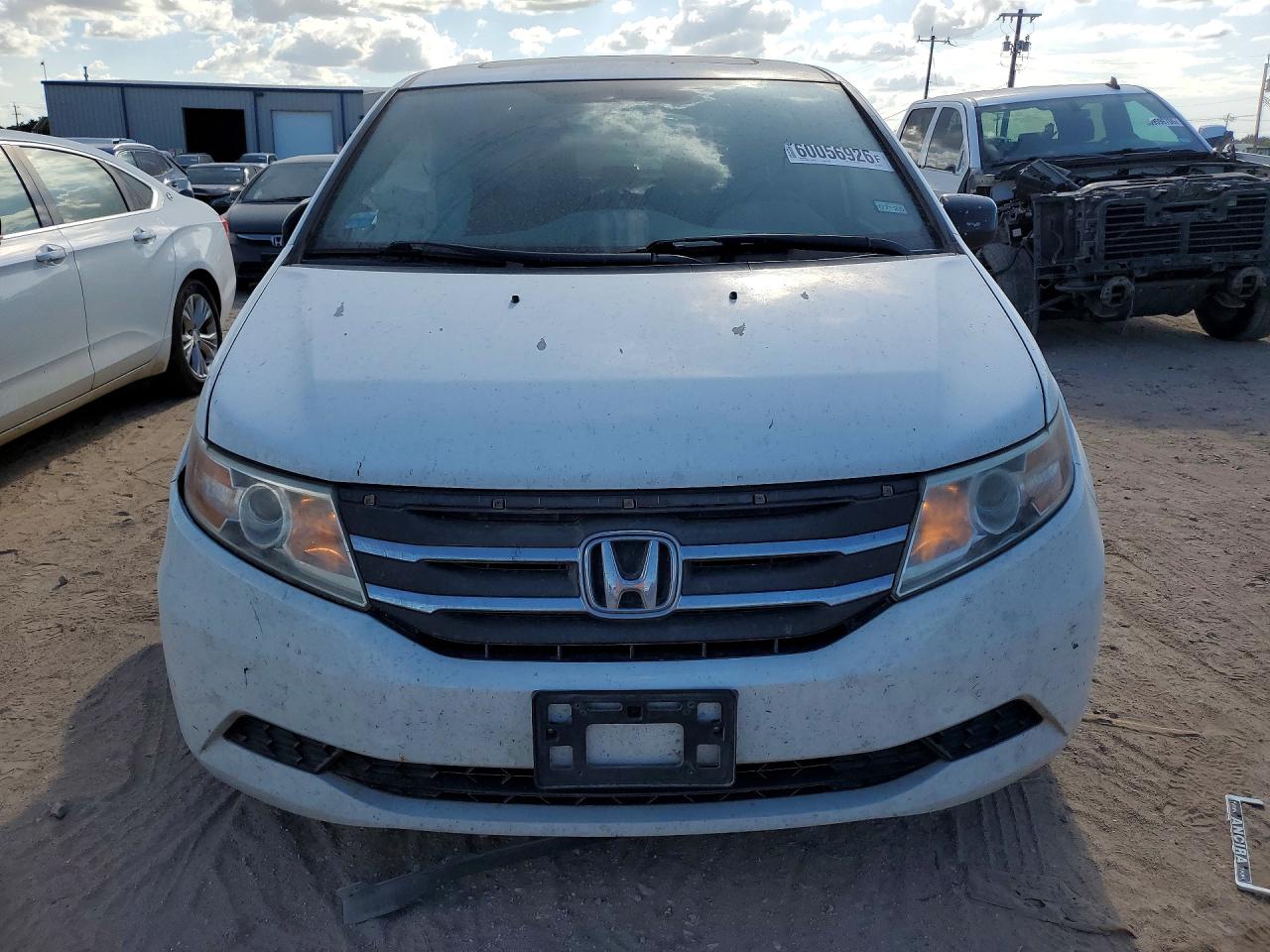 2013 Honda Odyssey Exl White vin: 5FNRL5H66DB080495