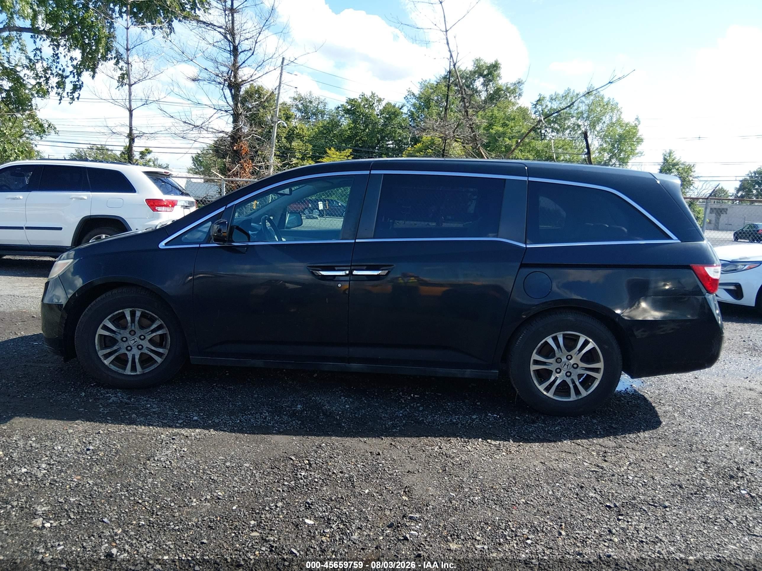 2013 Honda Odyssey Ex-l Черный vin: 5FNRL5H66DB088354
