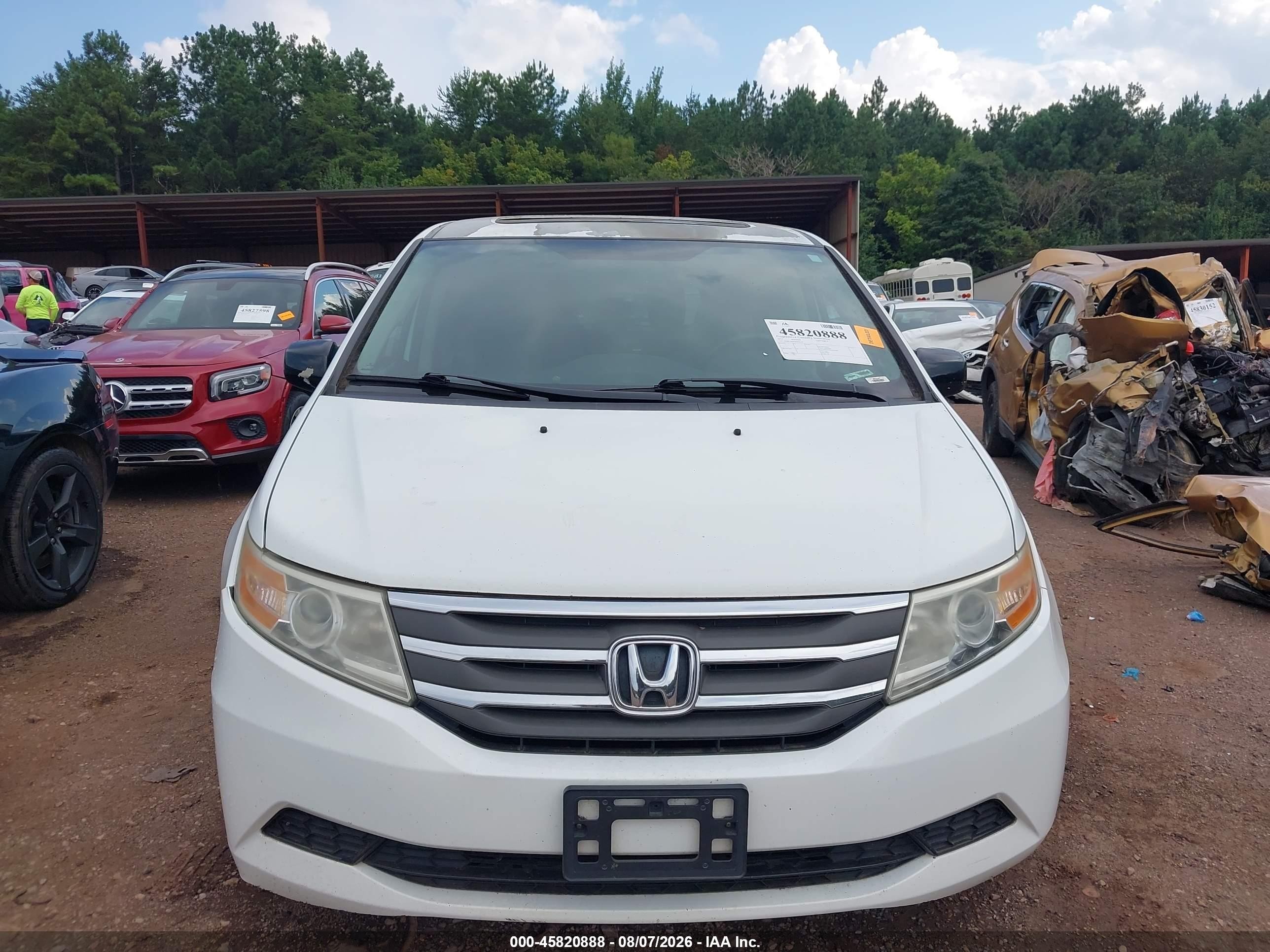 2013 Honda Odyssey Ex-l White vin: 5FNRL5H66DB090279