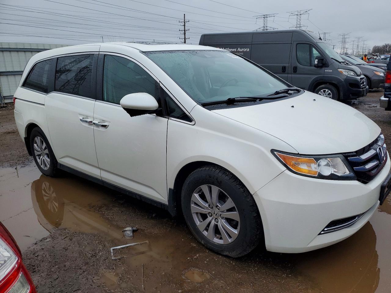 2014 Honda Odyssey Exl White vin: 5FNRL5H66EB027362