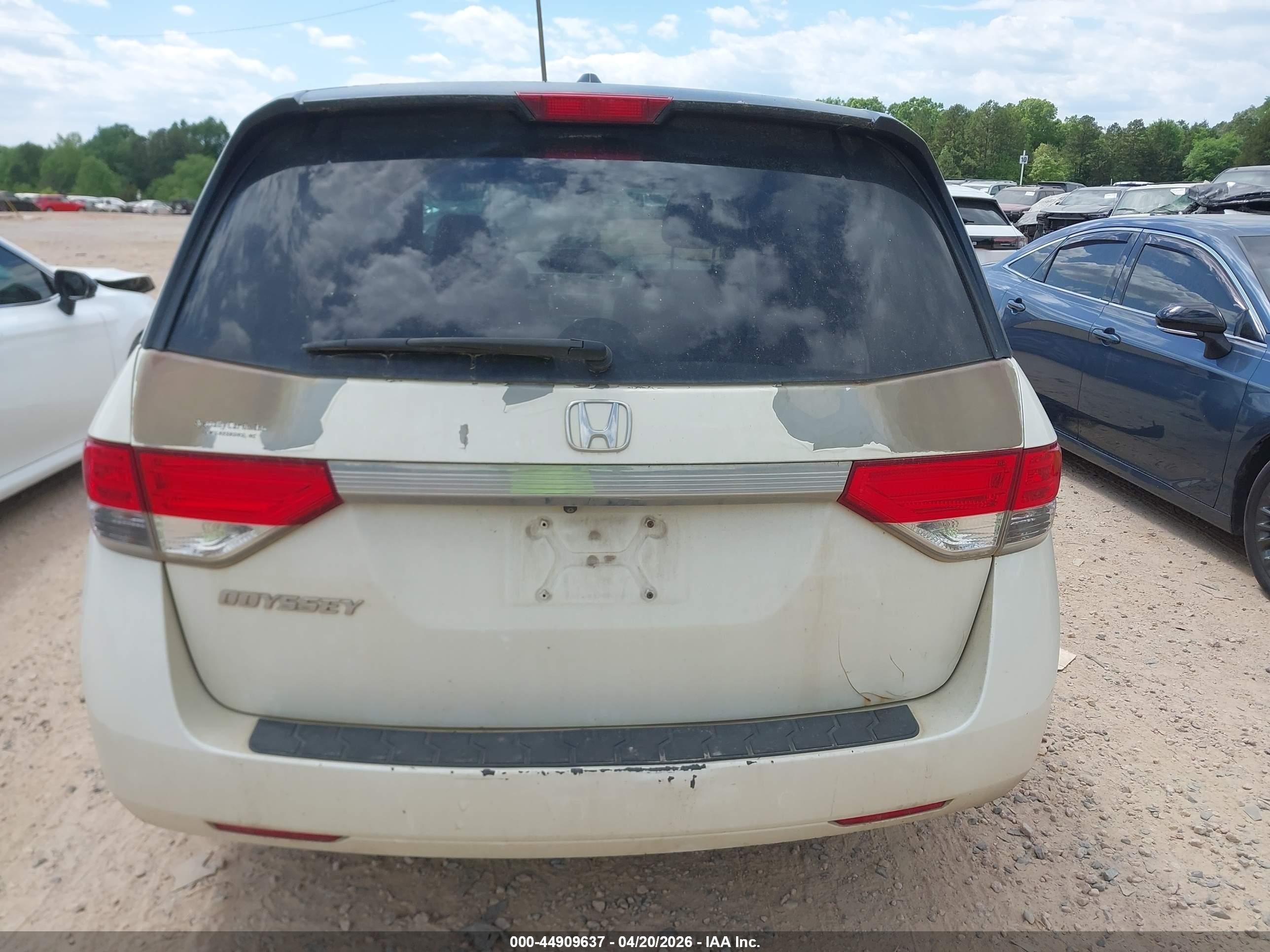 2014 Honda Odyssey Ex-l White vin: 5FNRL5H66EB041715