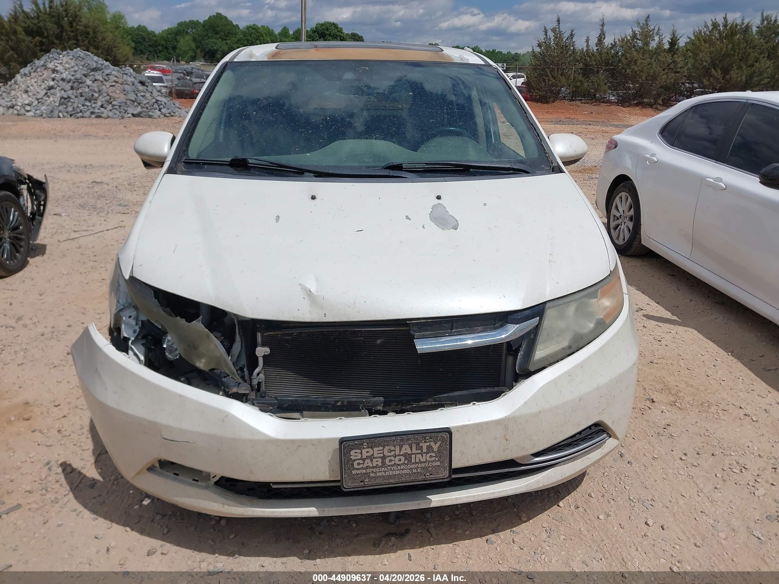 2014 Honda Odyssey Ex-l White vin: 5FNRL5H66EB041715